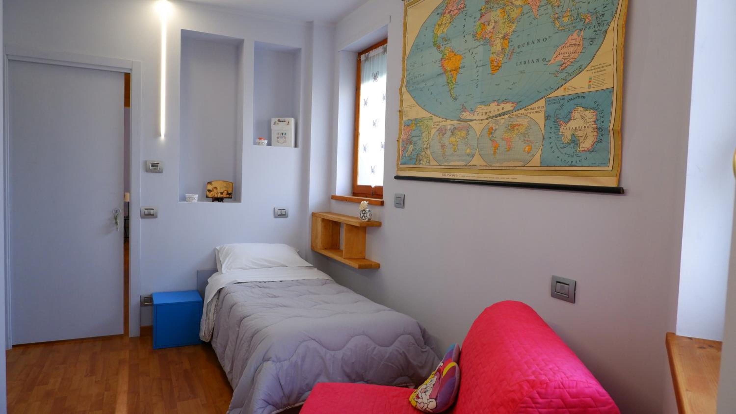 Single Room photo 1