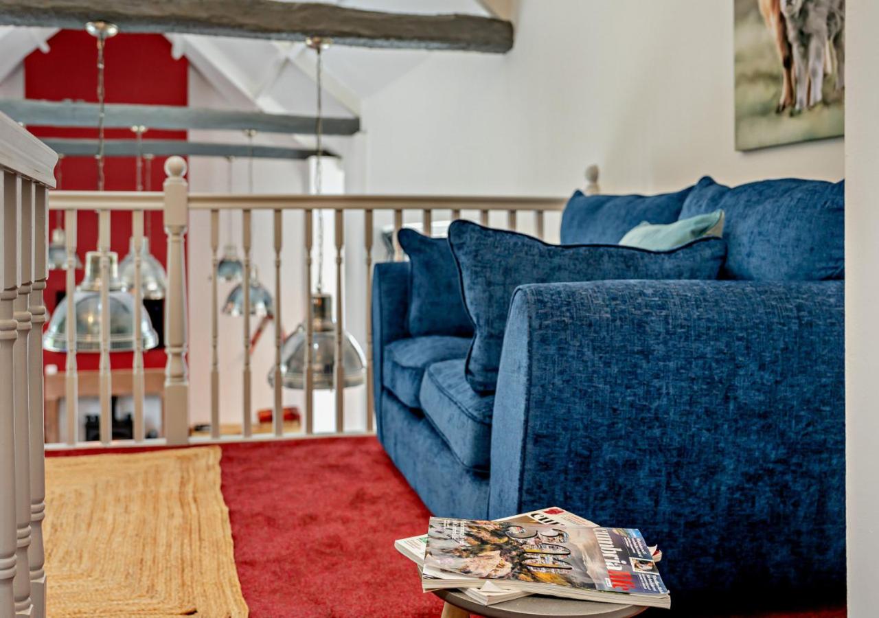 Four-Bedroom House photo 2