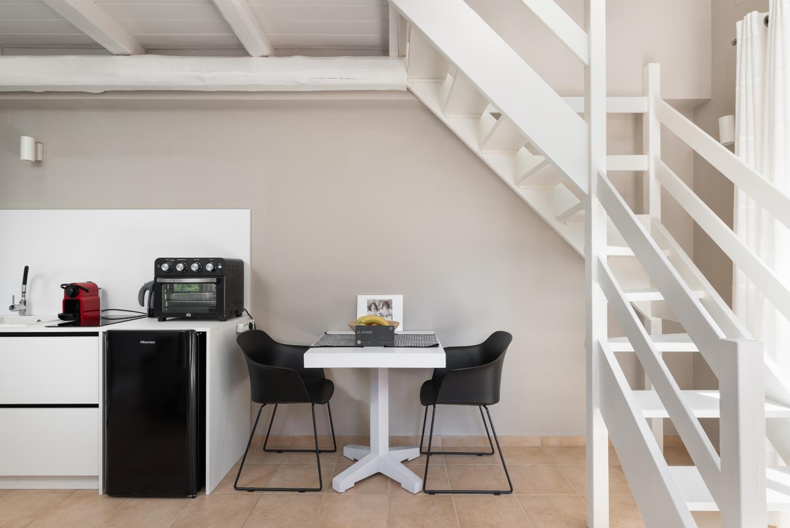 Deluxe Loft - Photo 10