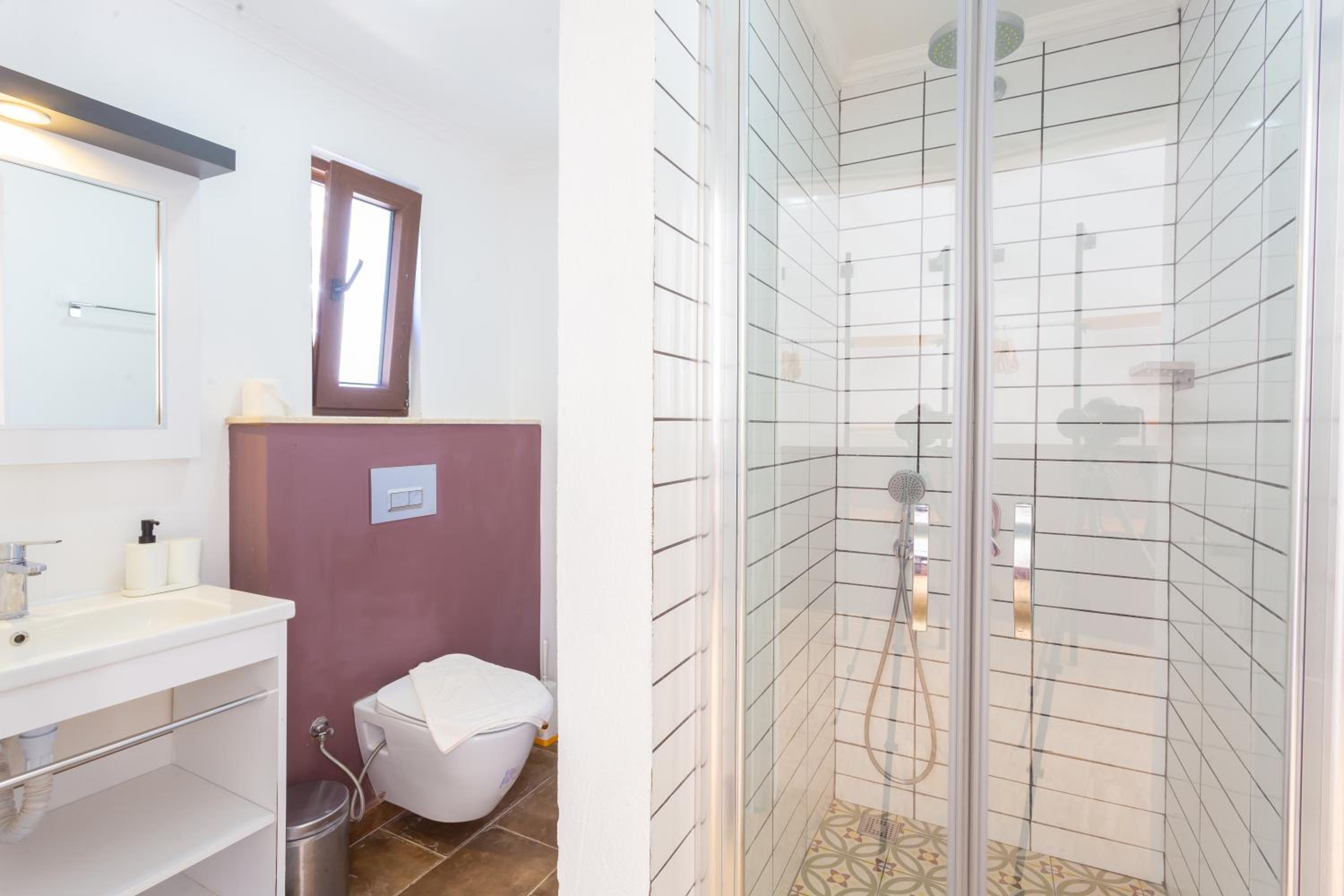 Triple Room - Photo 7