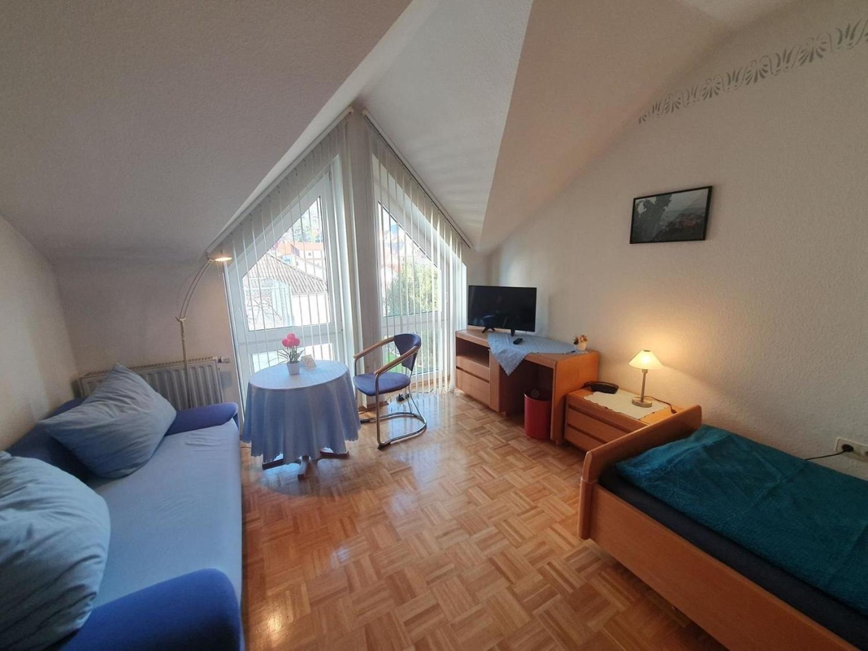 Apartment photo 2