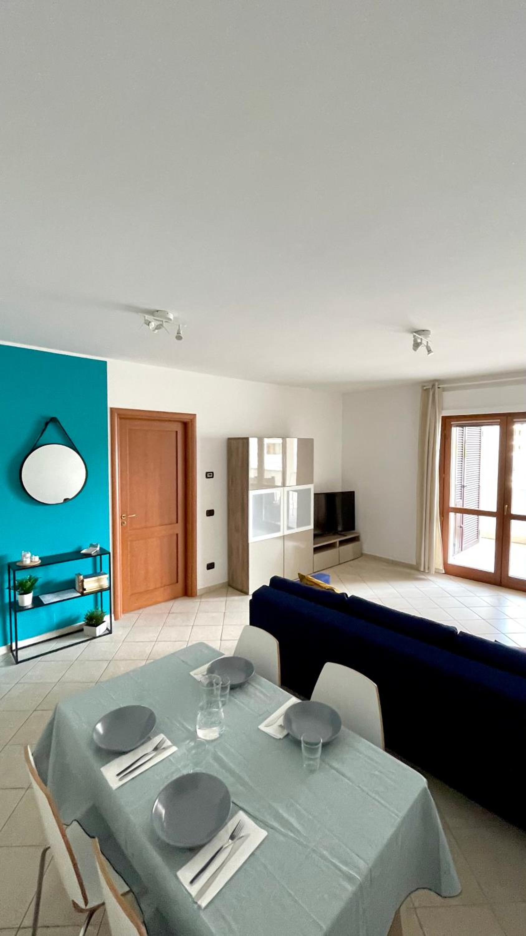 One-Bedroom Apartment photo 3