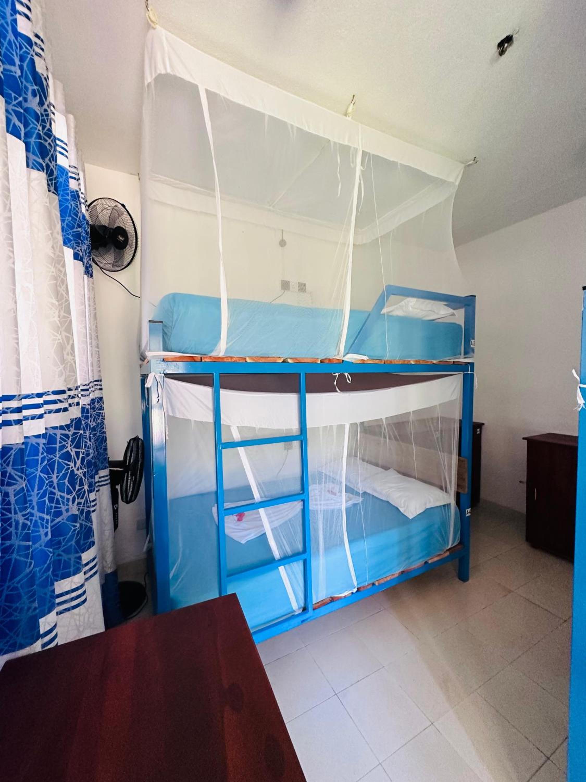 4-Bed Mixed Dormitory Room photo 2