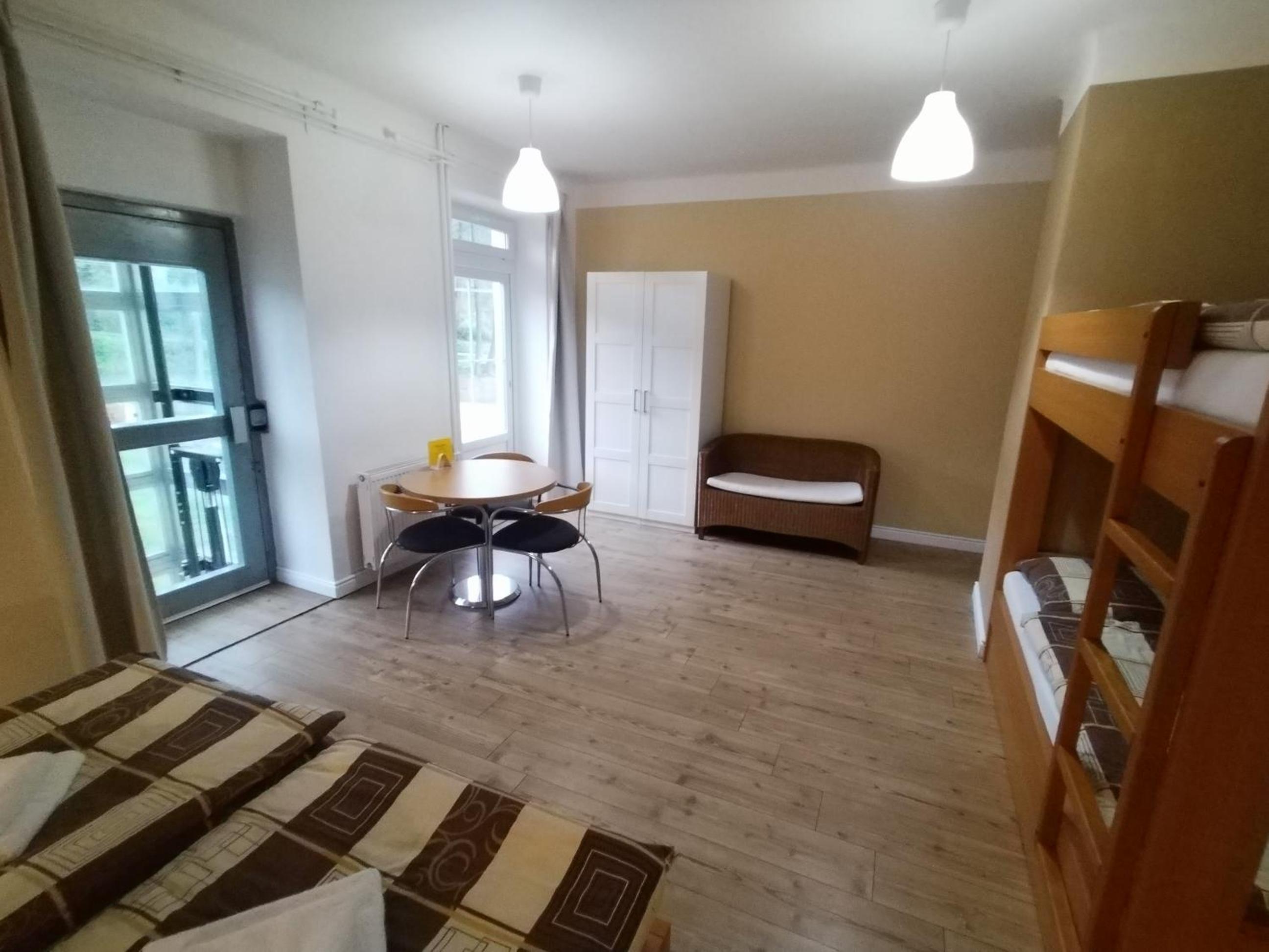 Family Room with Garden View photo 3