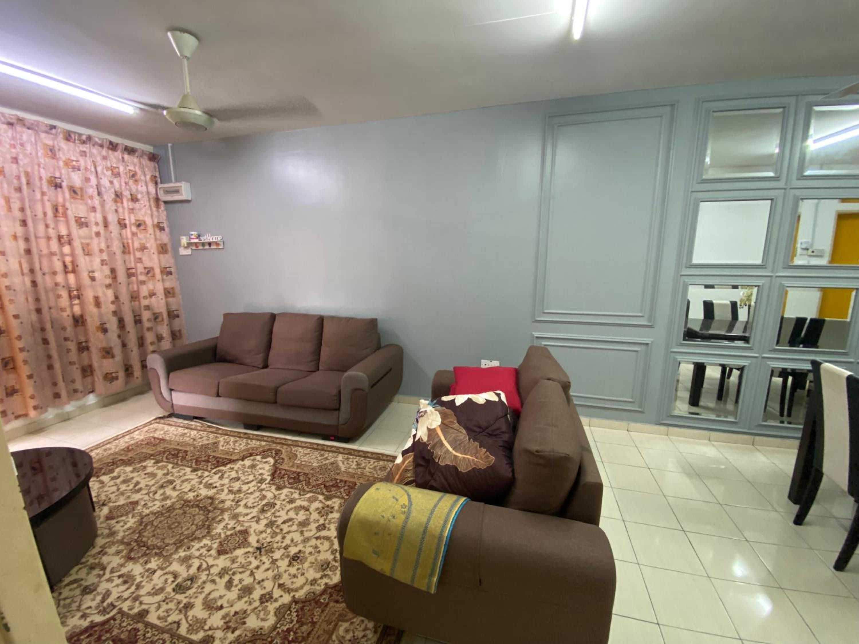 Three-Bedroom House photo 2