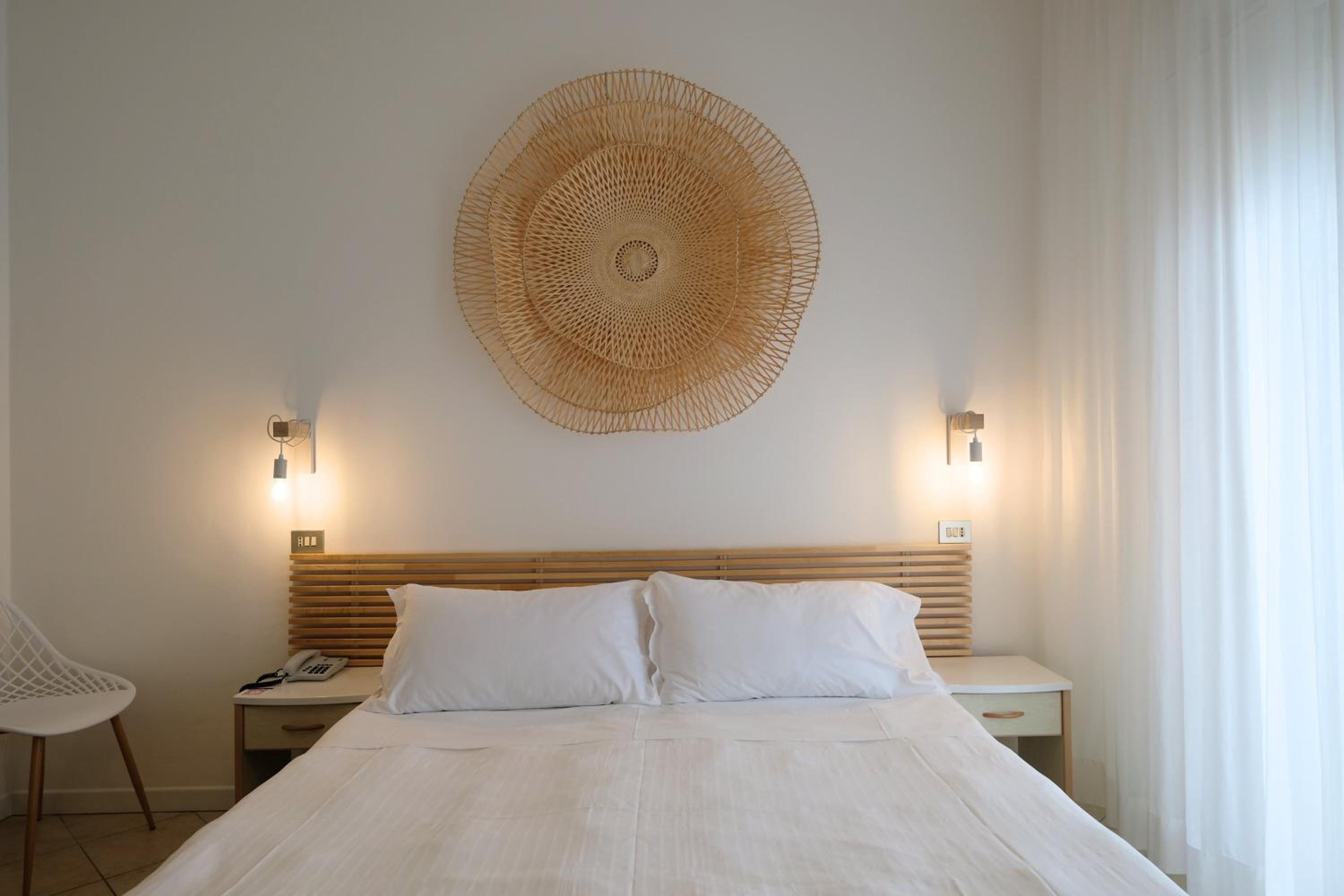 Classic Double or Twin Room with Partial Sea View