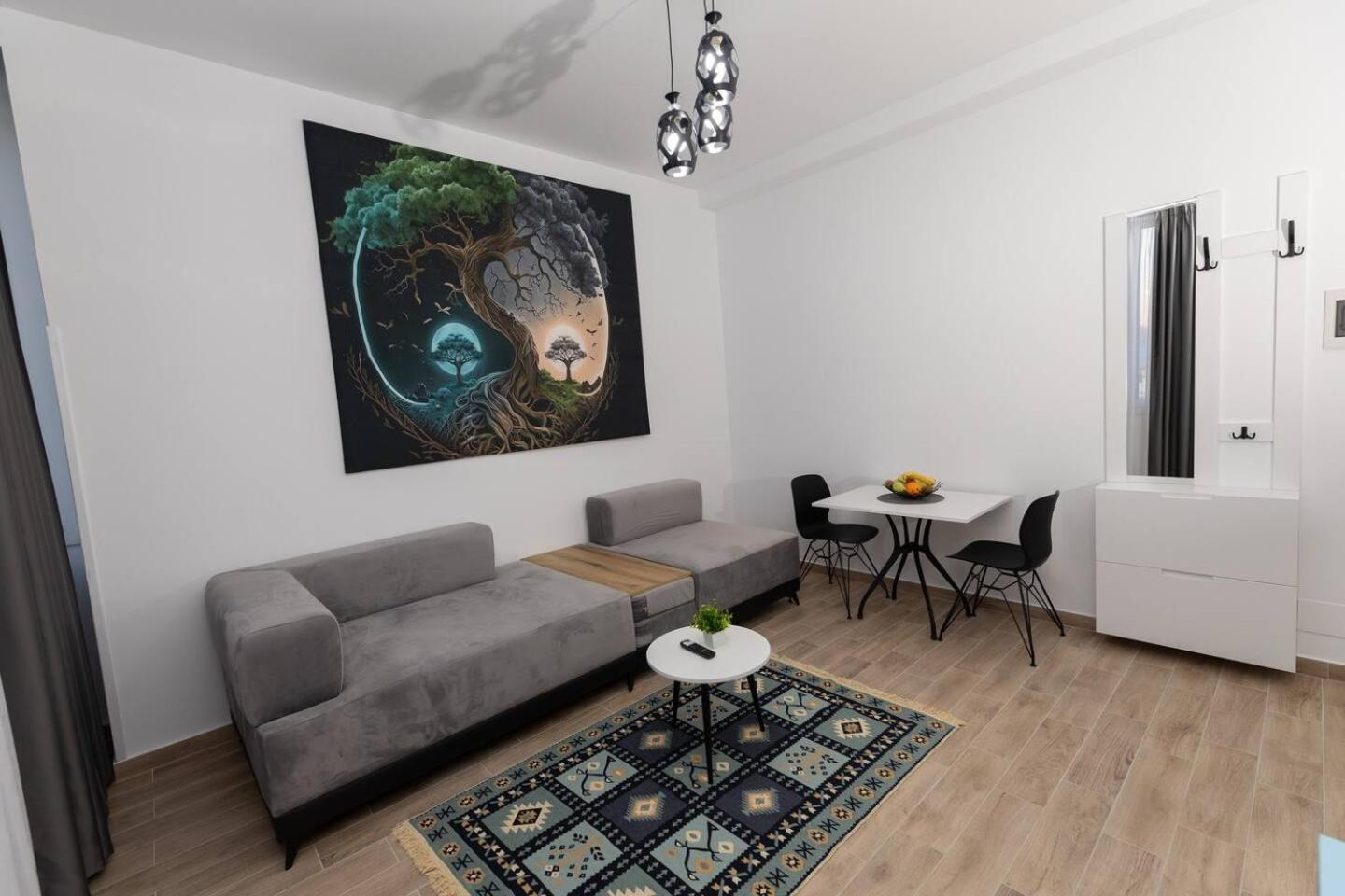 Apartment with City View