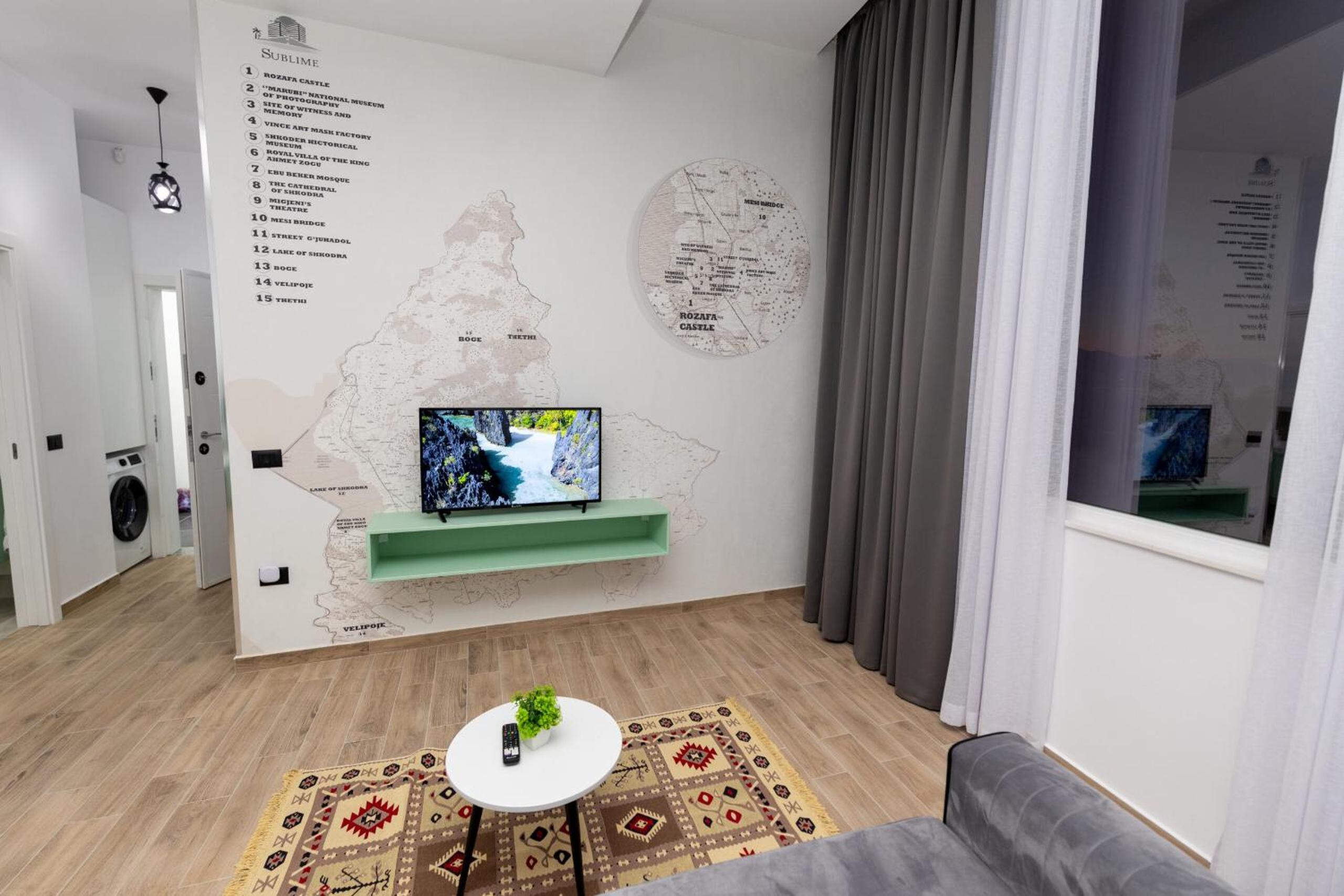 Apartment with Lake View photo 2