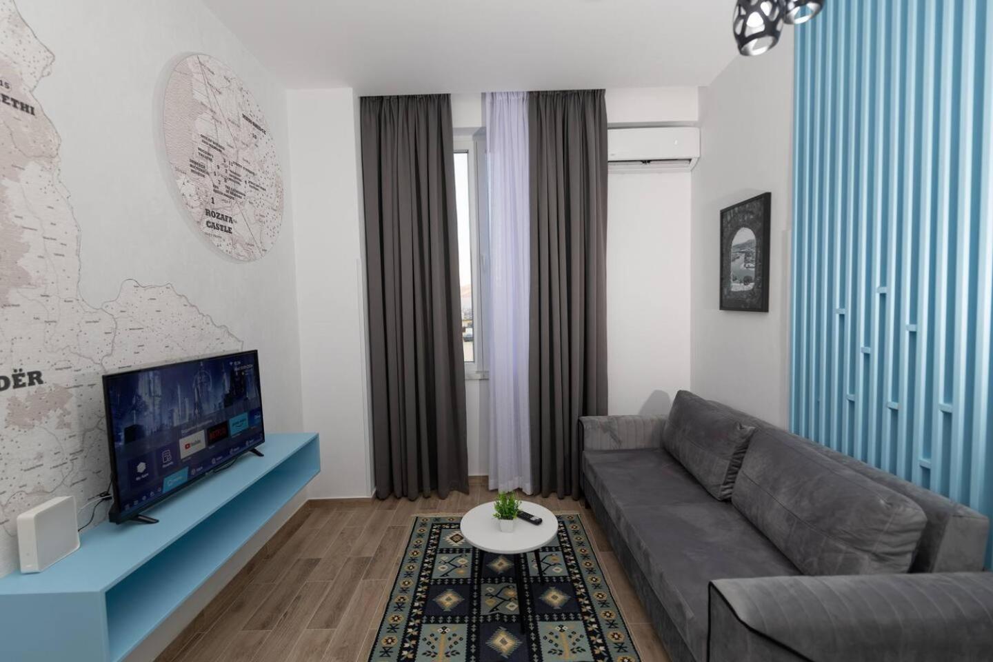 Apartment with View photo 3