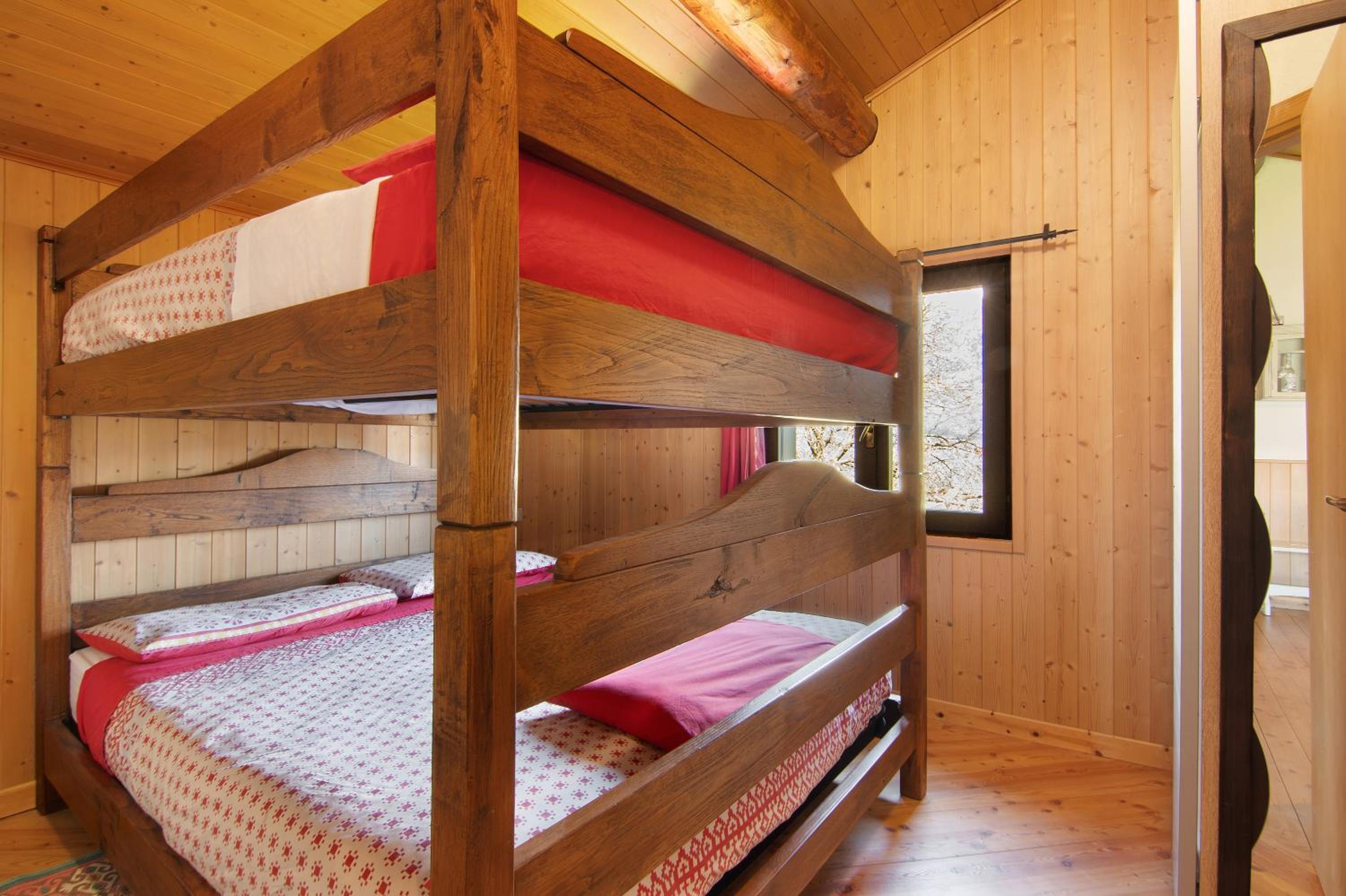 Three-Bedroom House - Photo 25