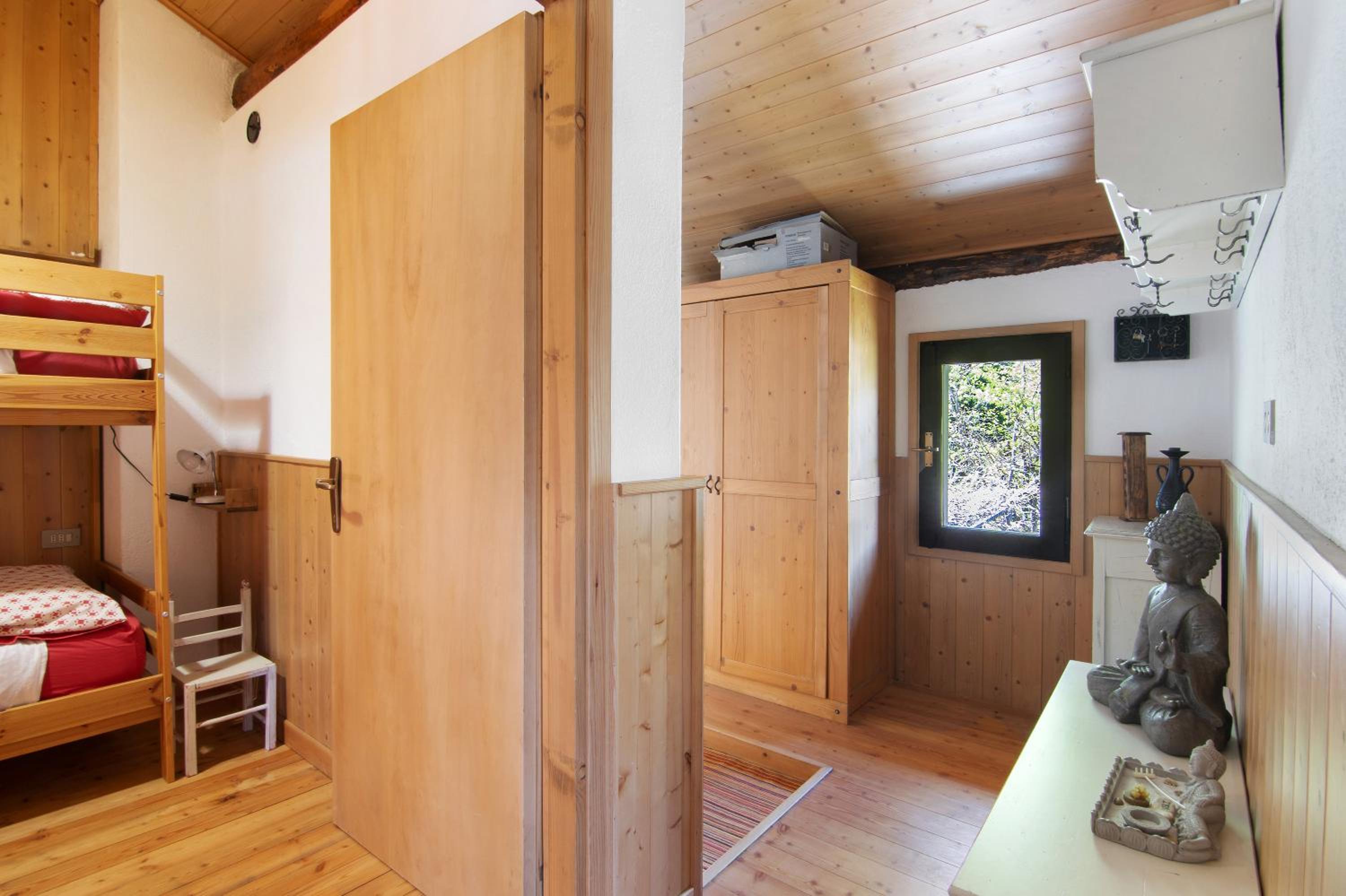 Three-Bedroom House - Photo 13