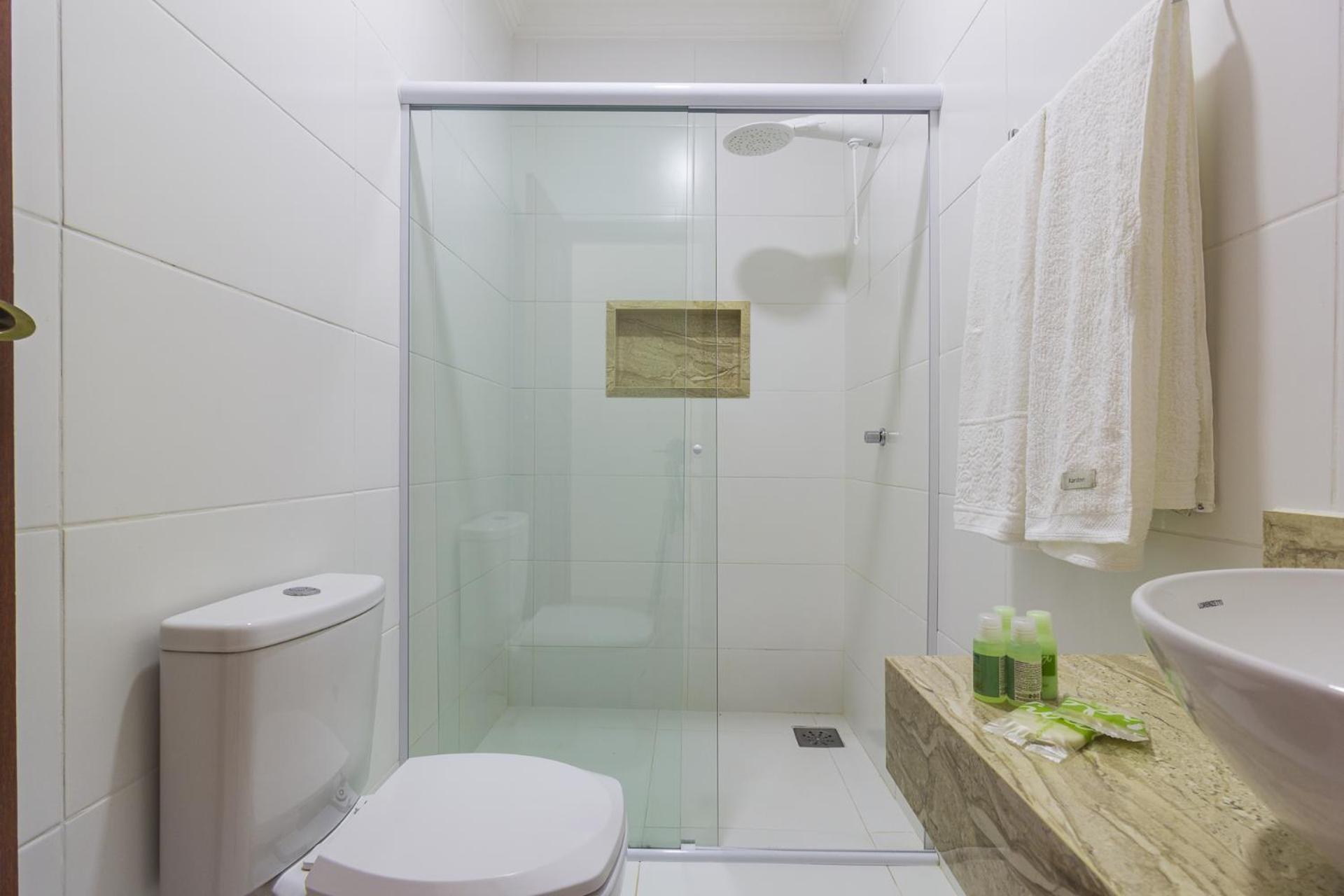 Standard Quadruple Room - Photo 5