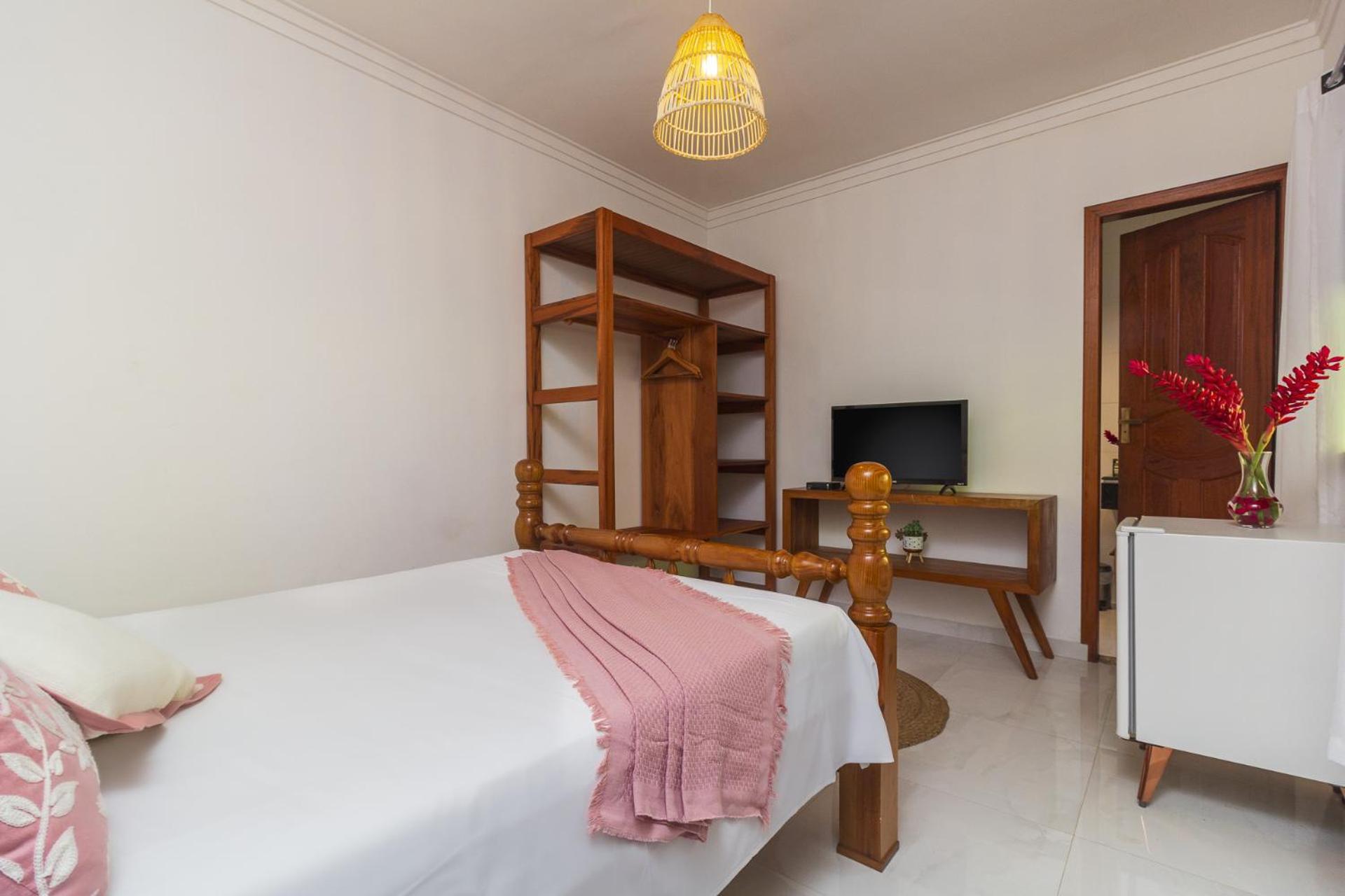 Double Room with Garden View - Photo 5