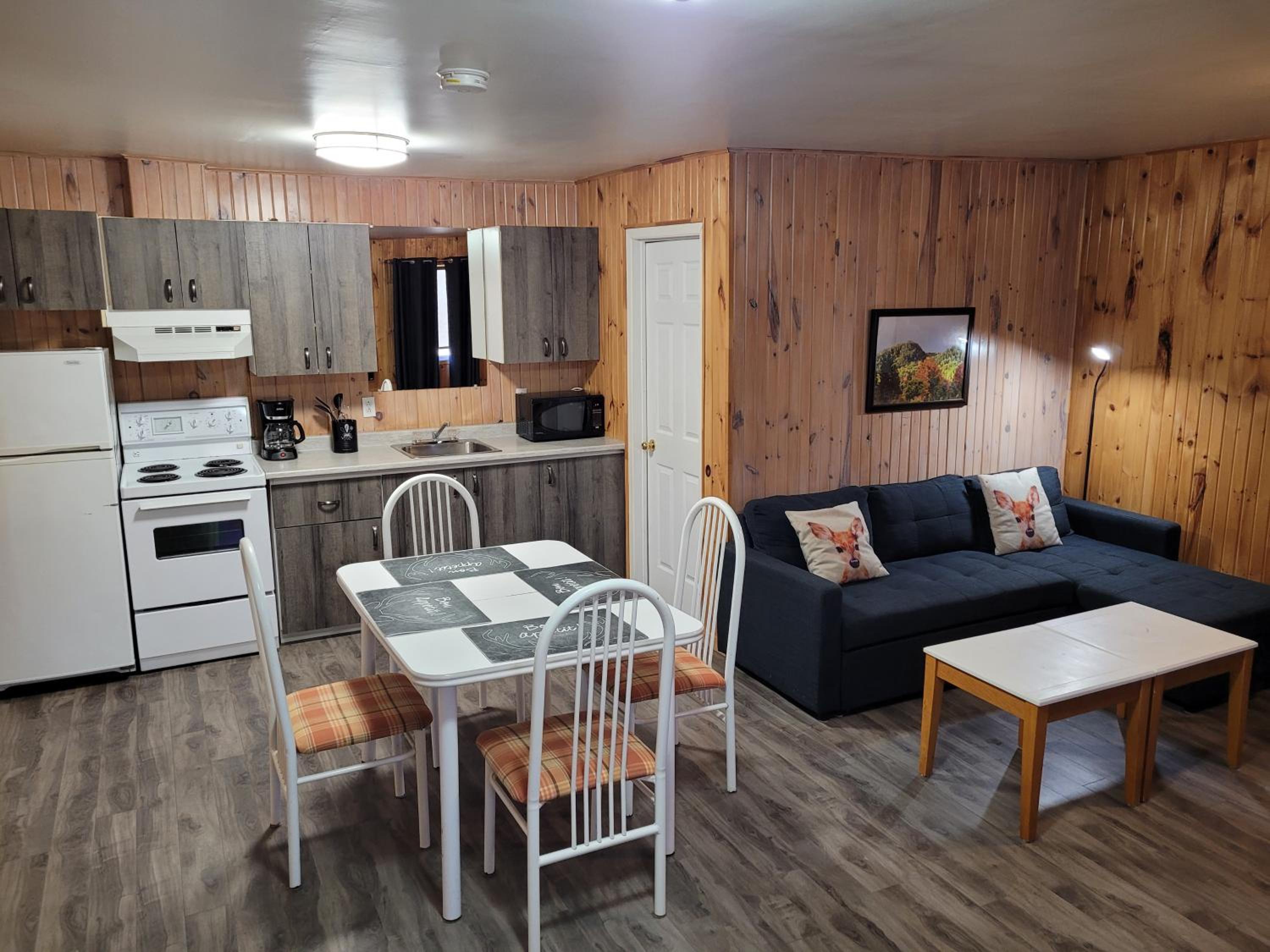 Family Apartment photo 2