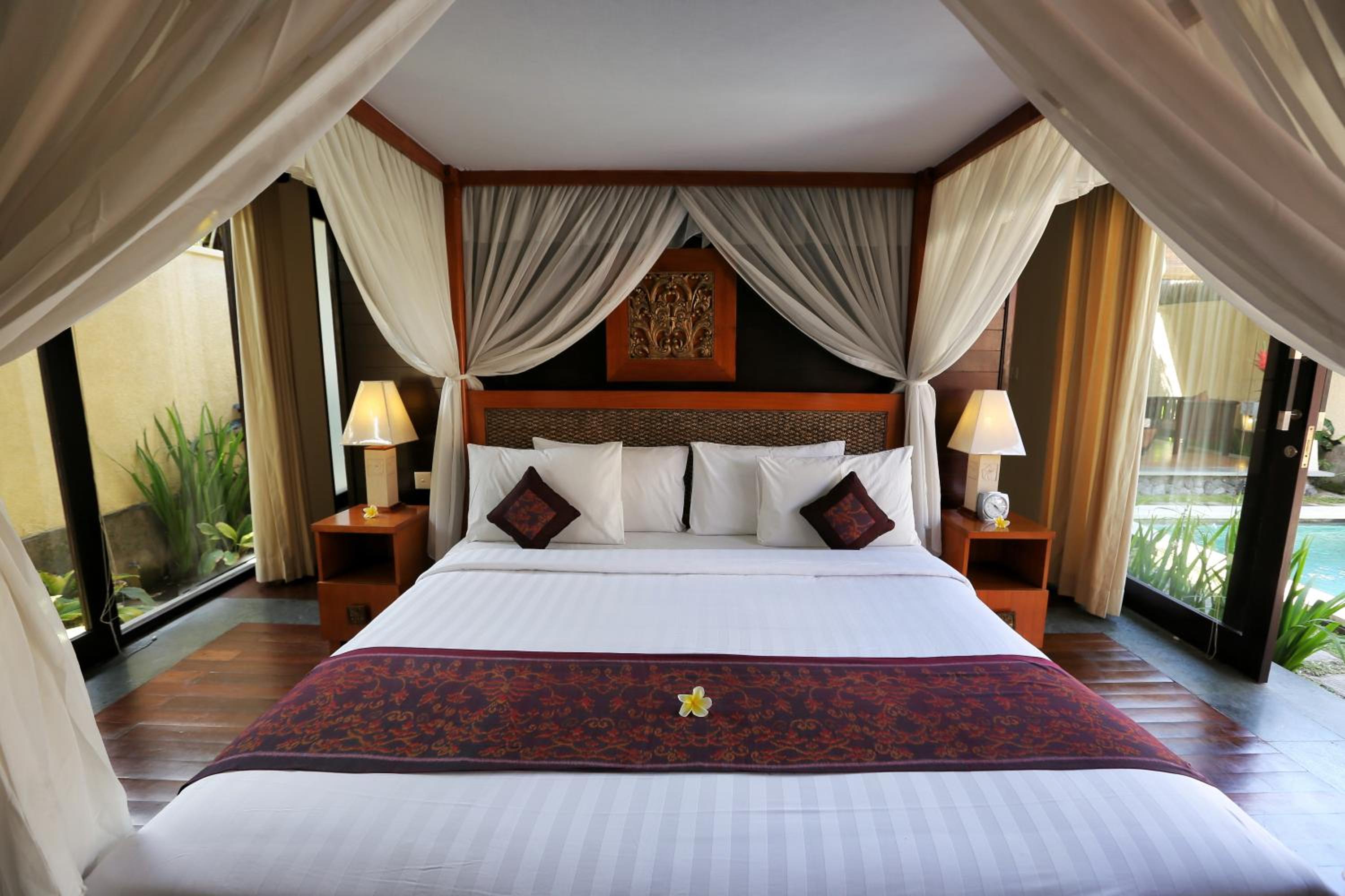 Deluxe Suite Villa with Private Pool - Photo 33