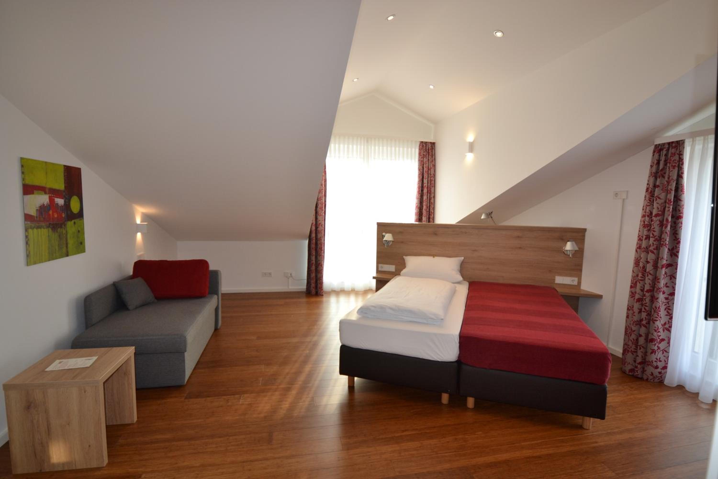 Double Room - Photo 3