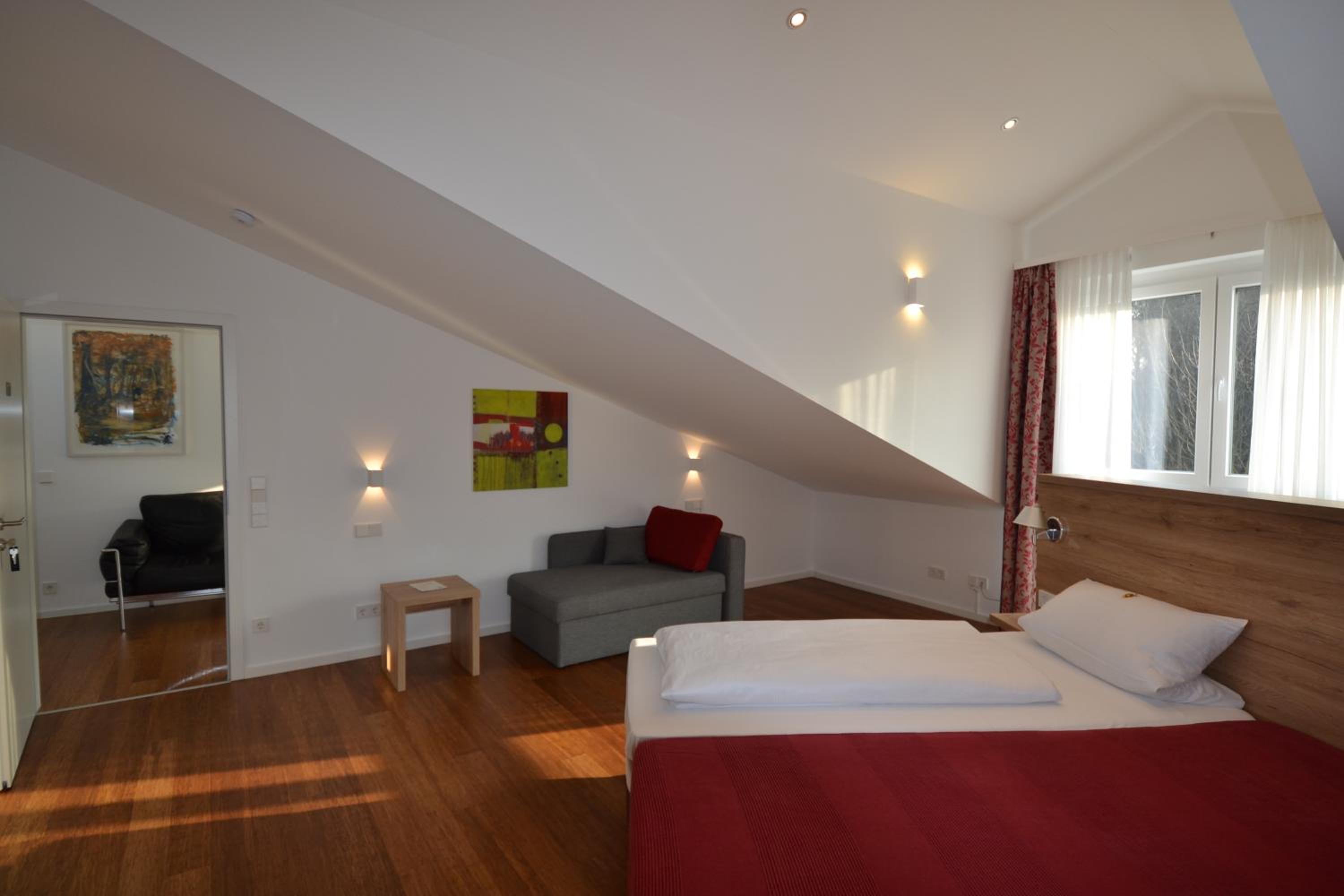 Double Room - Photo 2