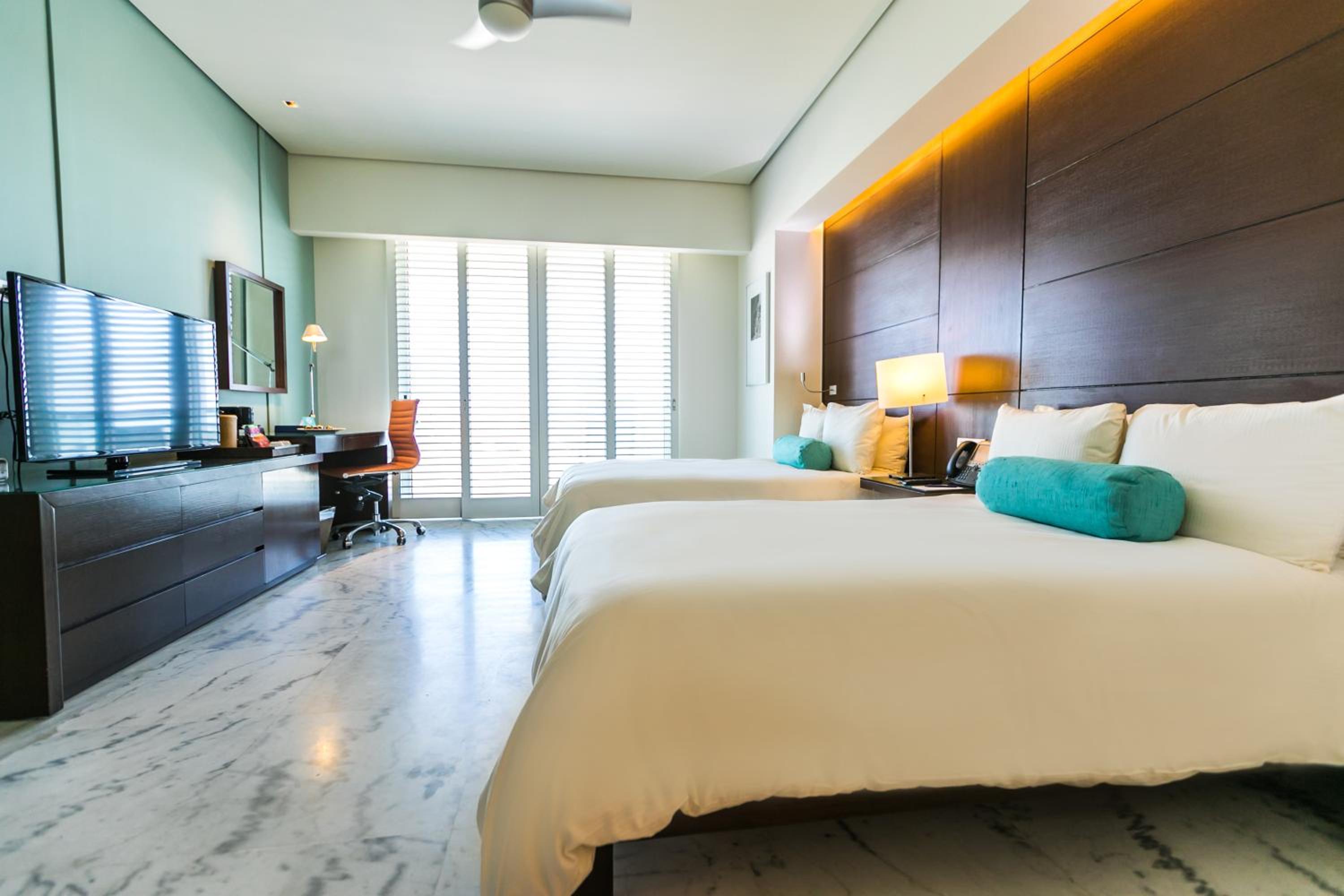 Club 89 Double Bed Resort View - Photo 3