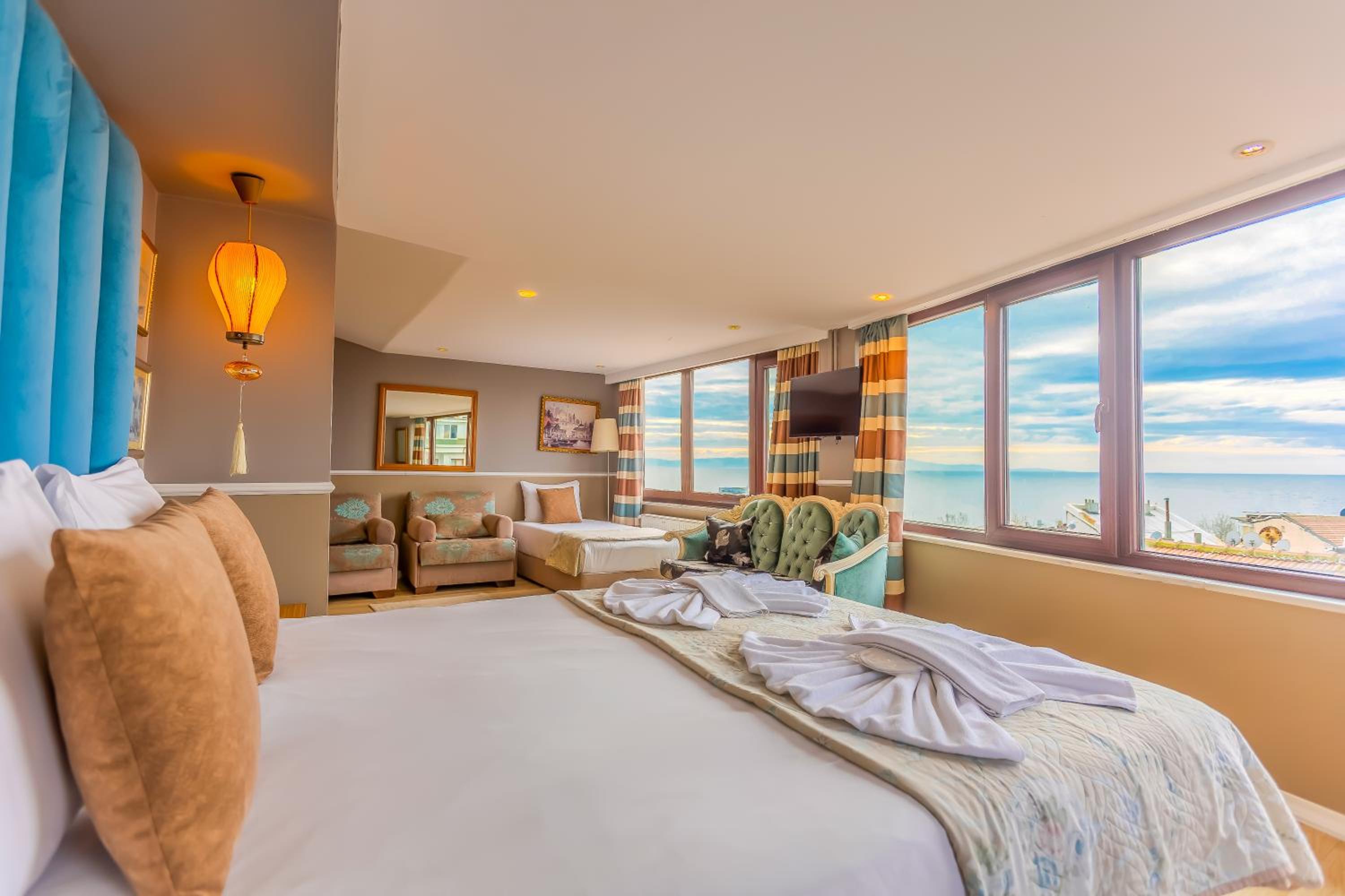 Apartment with Sea View photo 1
