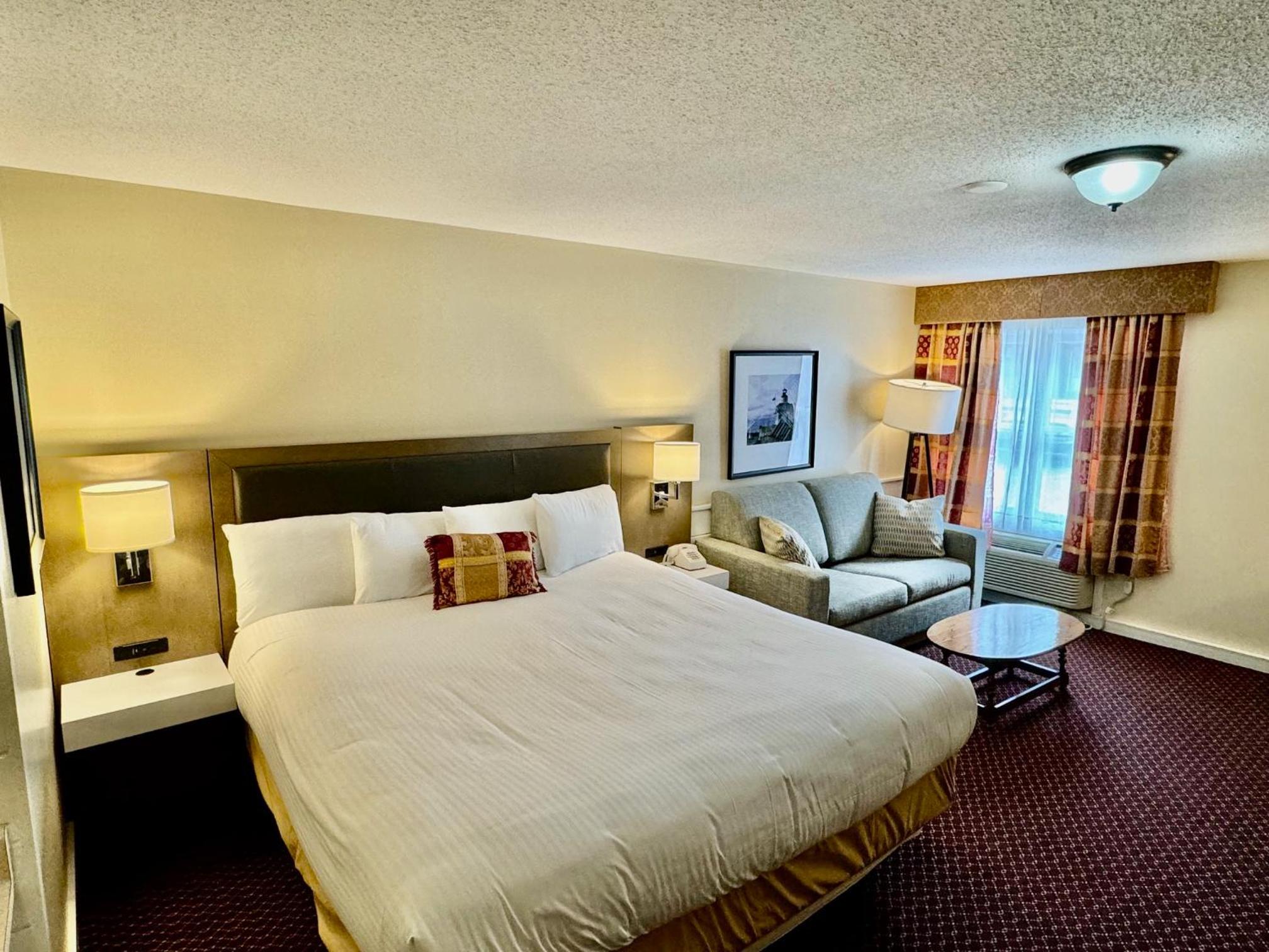 King Room with Spa Bath photo 2