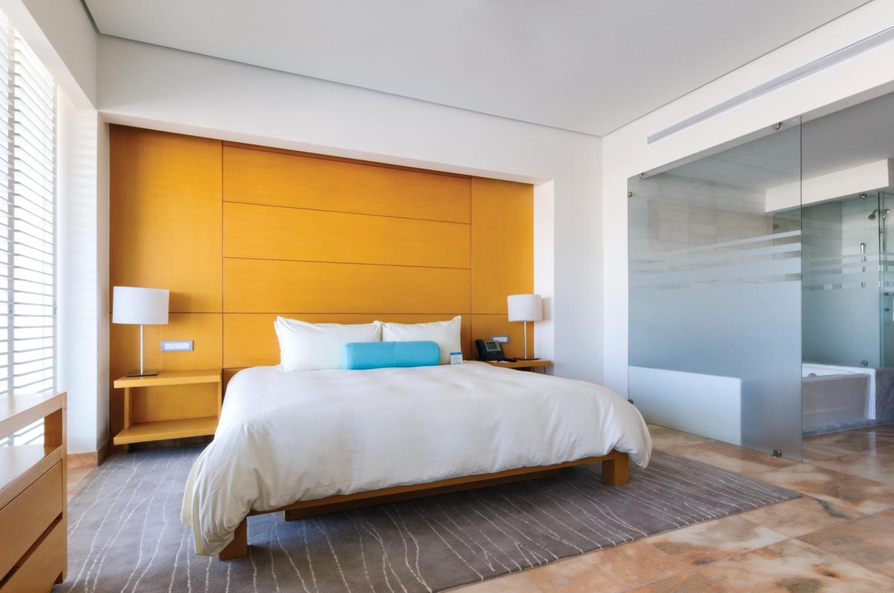 Junior Suite King Size Bed Diamante - Photo 3