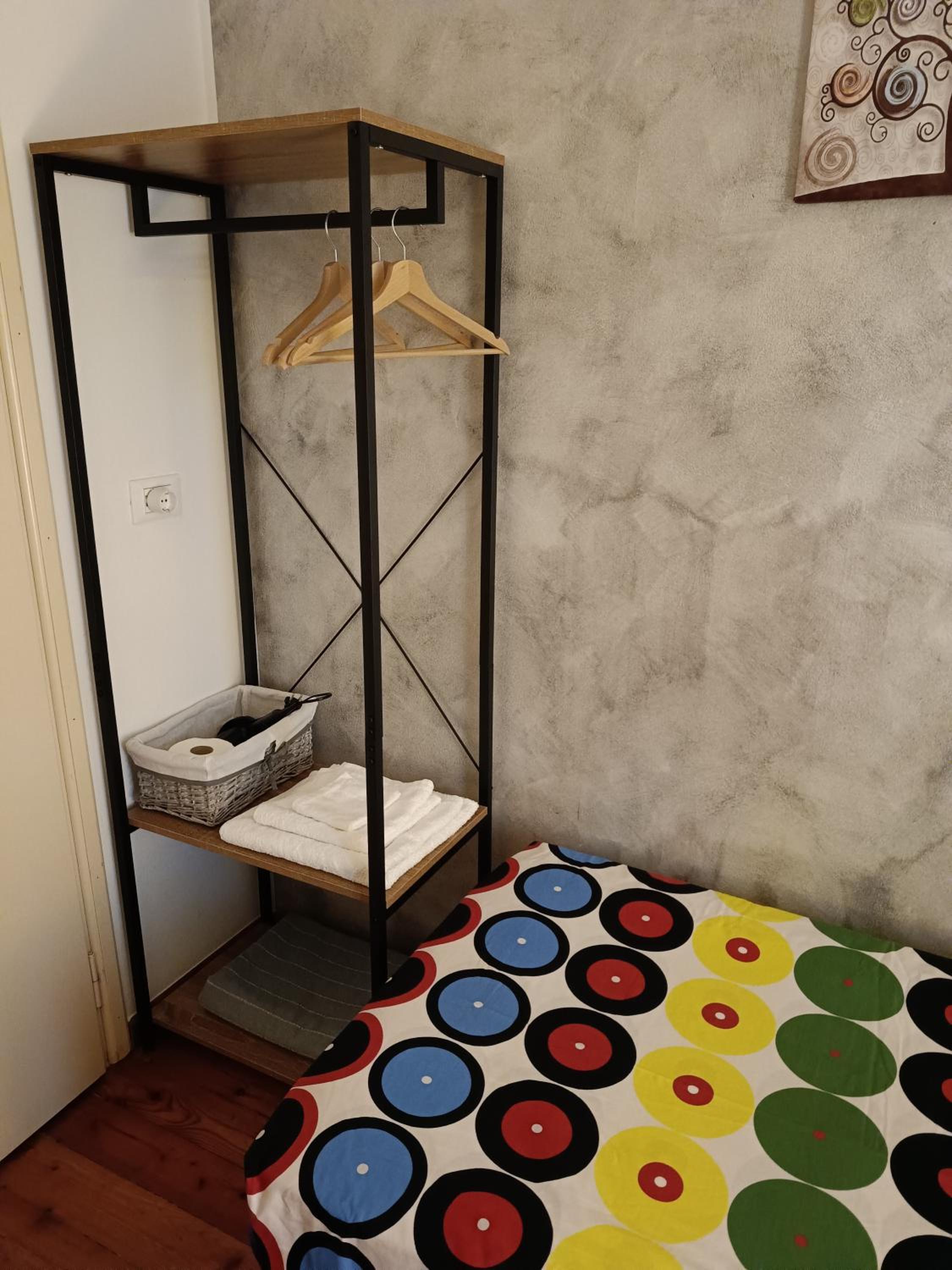 Single Room with Private Bathroom photo 3