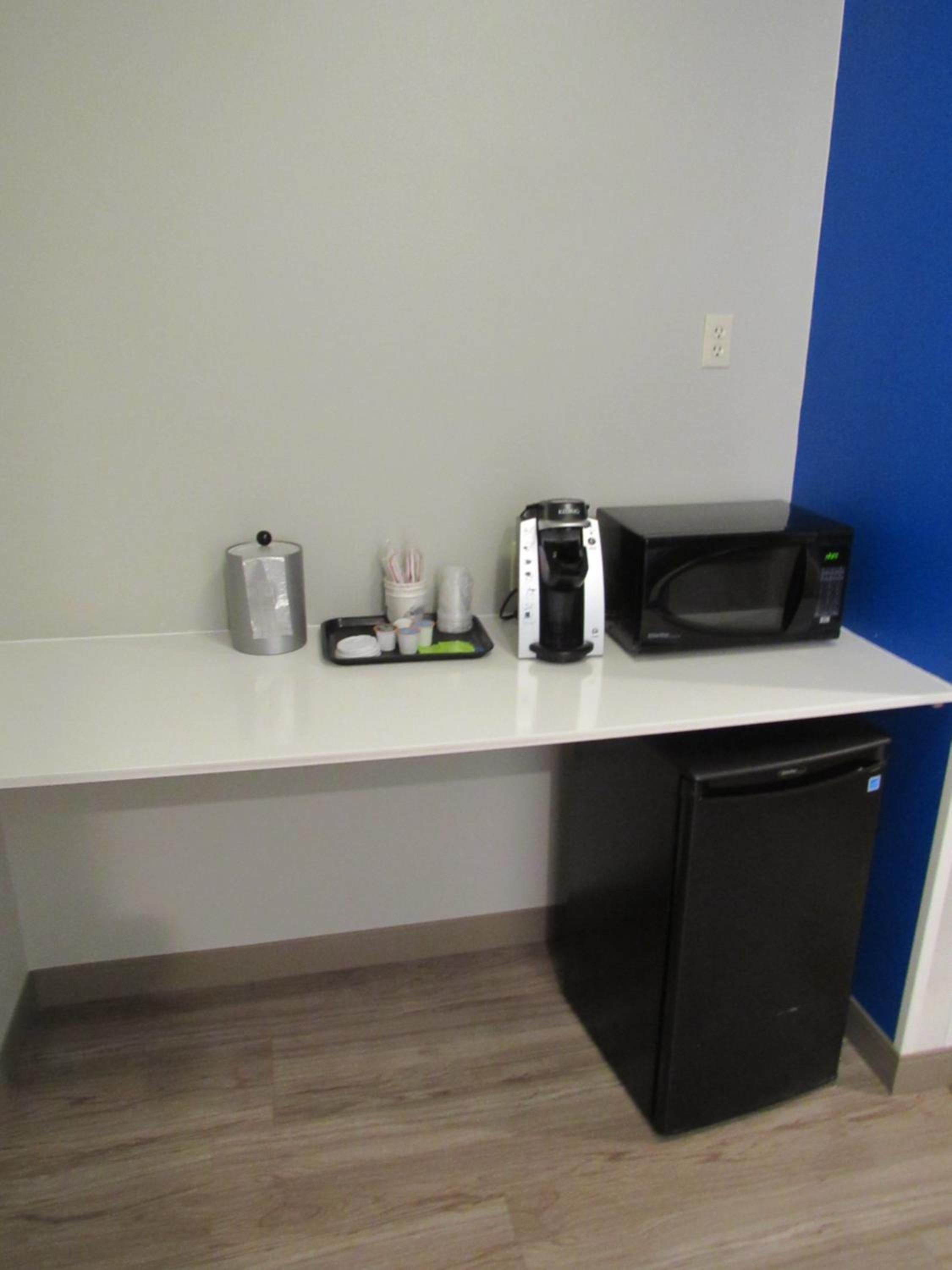 Two-Bedroom Suite - Photo 10