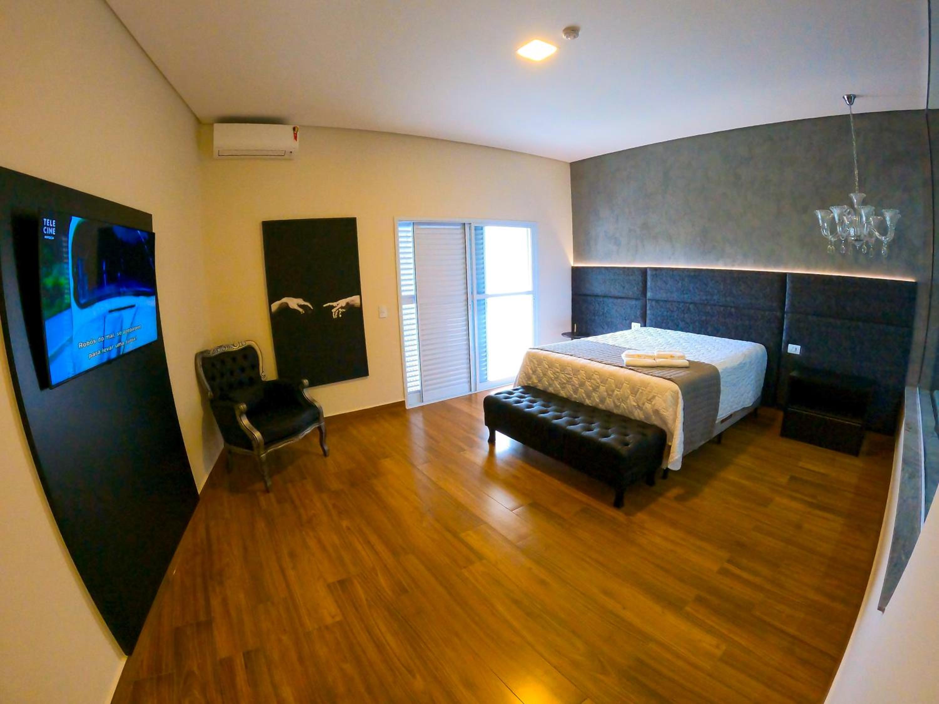 Suite with River View