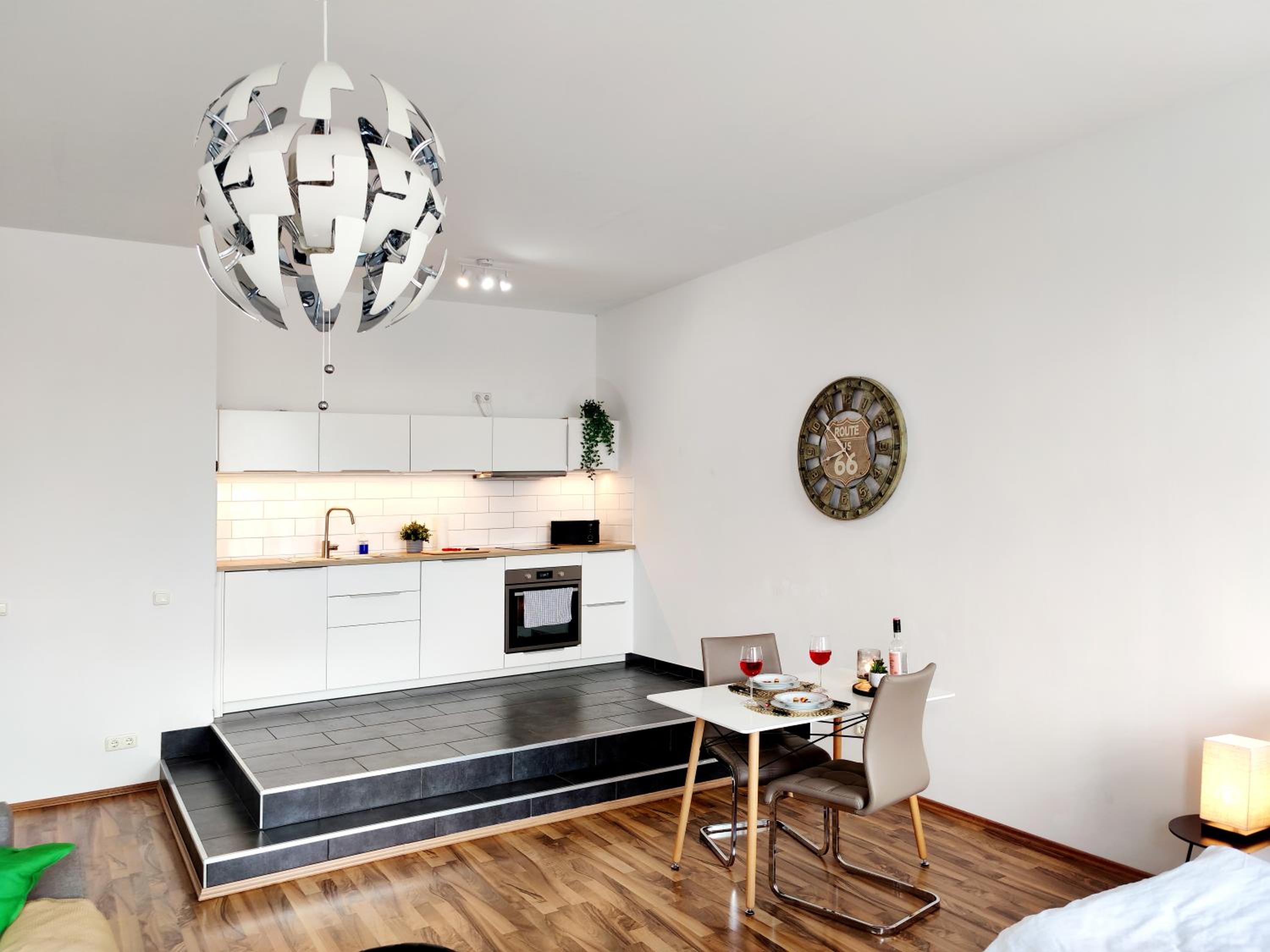 One-Bedroom Apartment photo 3
