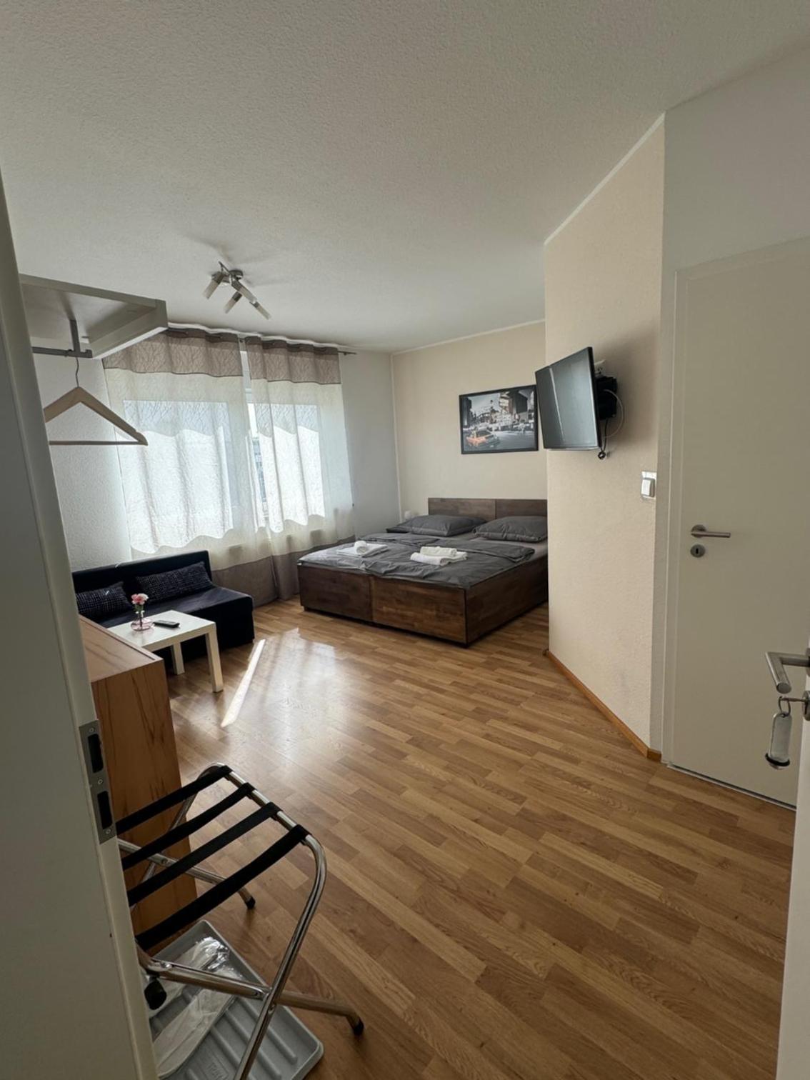Double Room with Private Bathroom photo 1