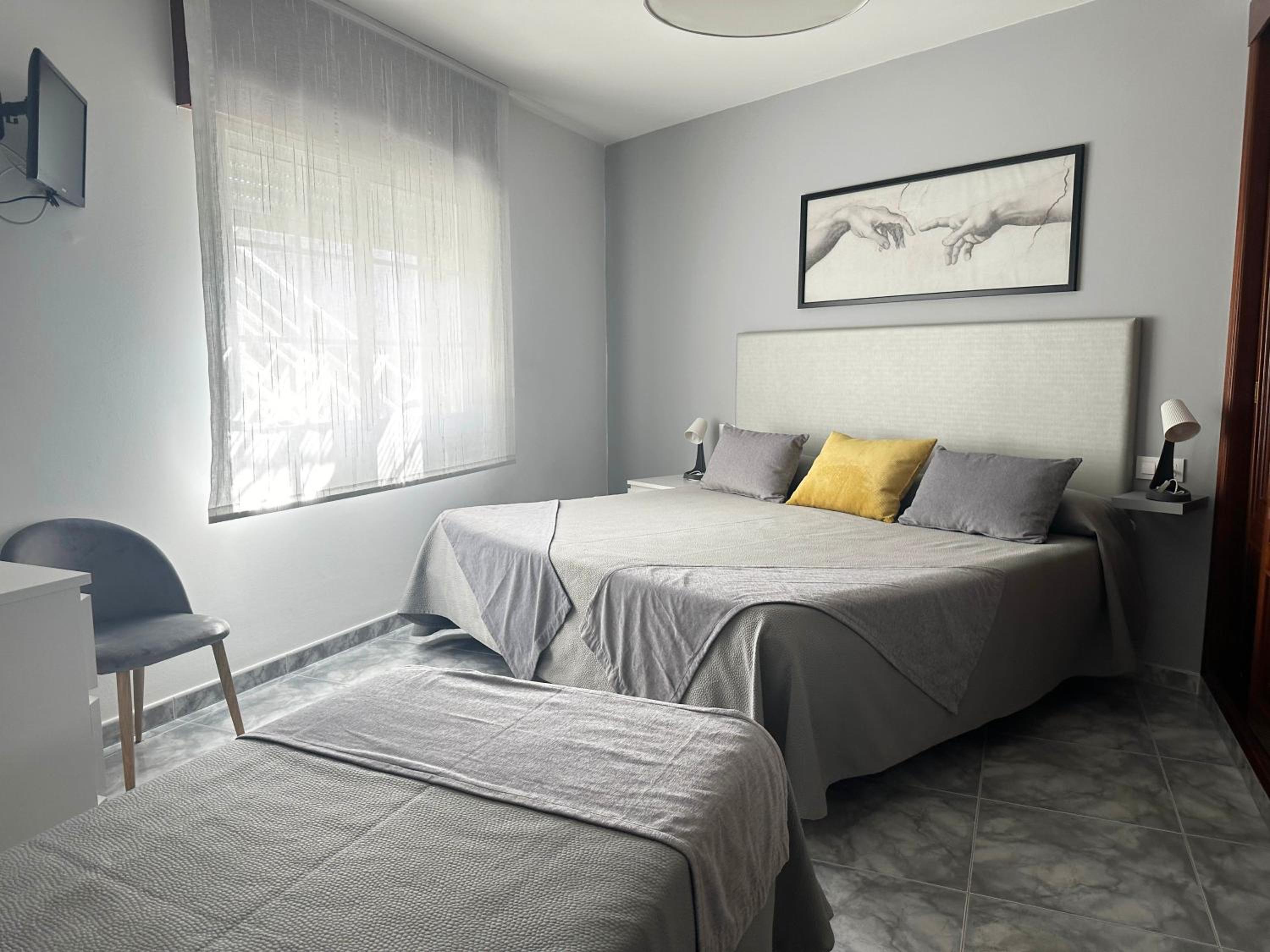 Double or Twin Room with Extra Bed (2 Adults + 1 Child) photo 3