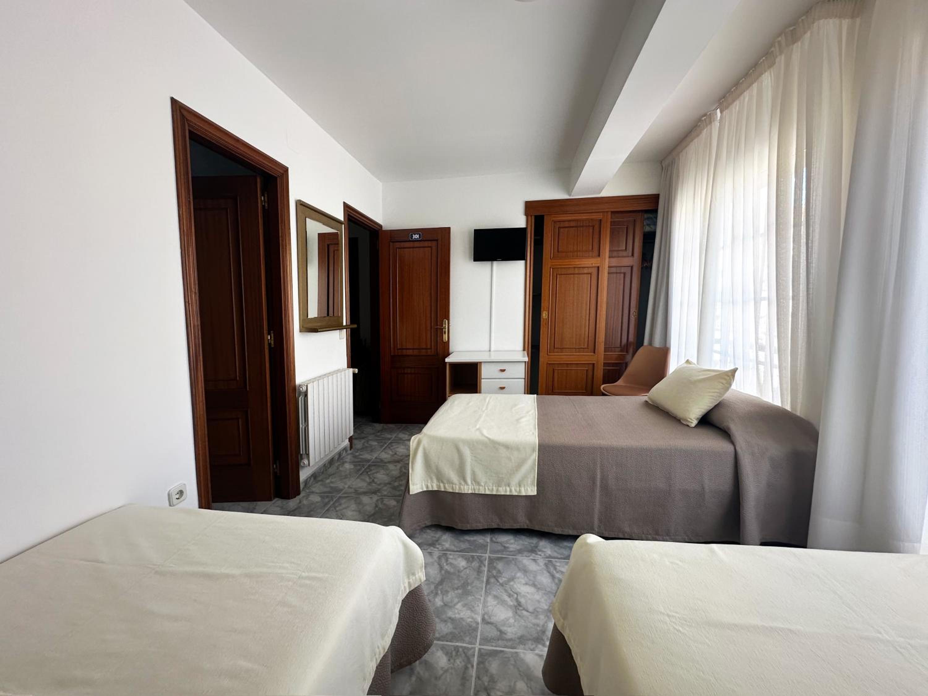 Habitación Doble o con Dos Camas con Cama Extra (3 Adultos)
