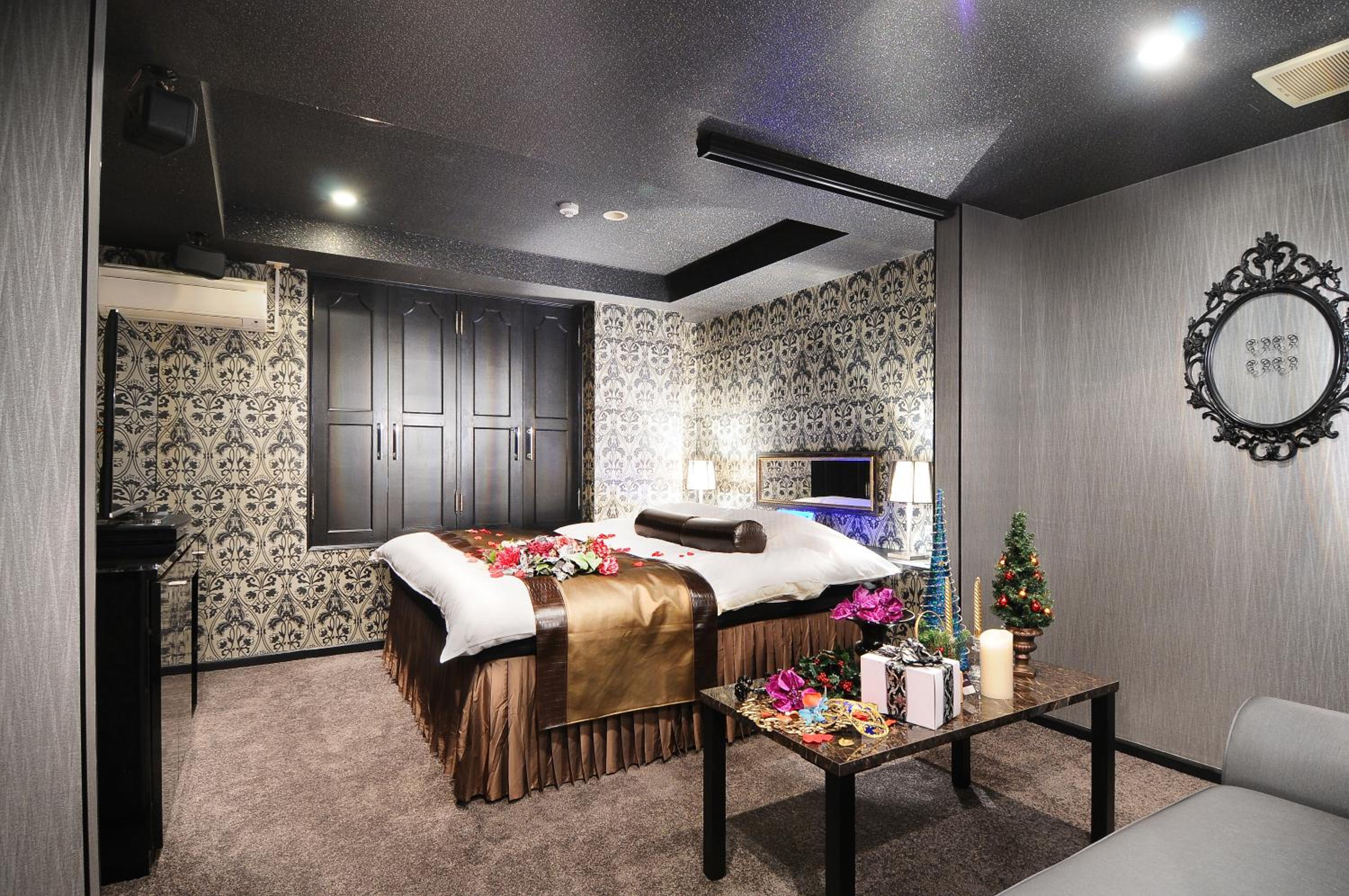 Double Room - Photo 15