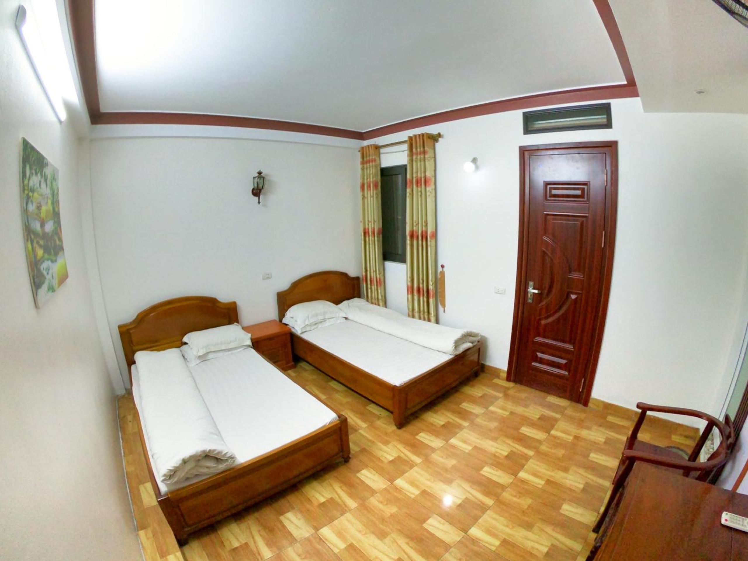 Standard Double or Twin Room - Photo 8