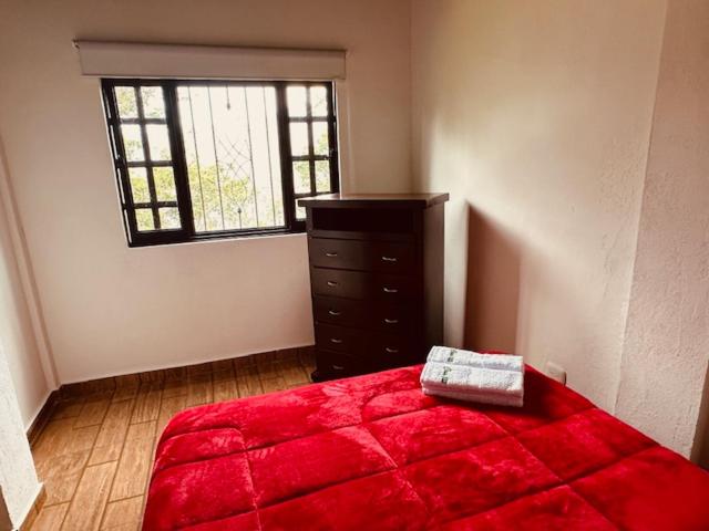 Double Room with Shared Bathroom photo 3