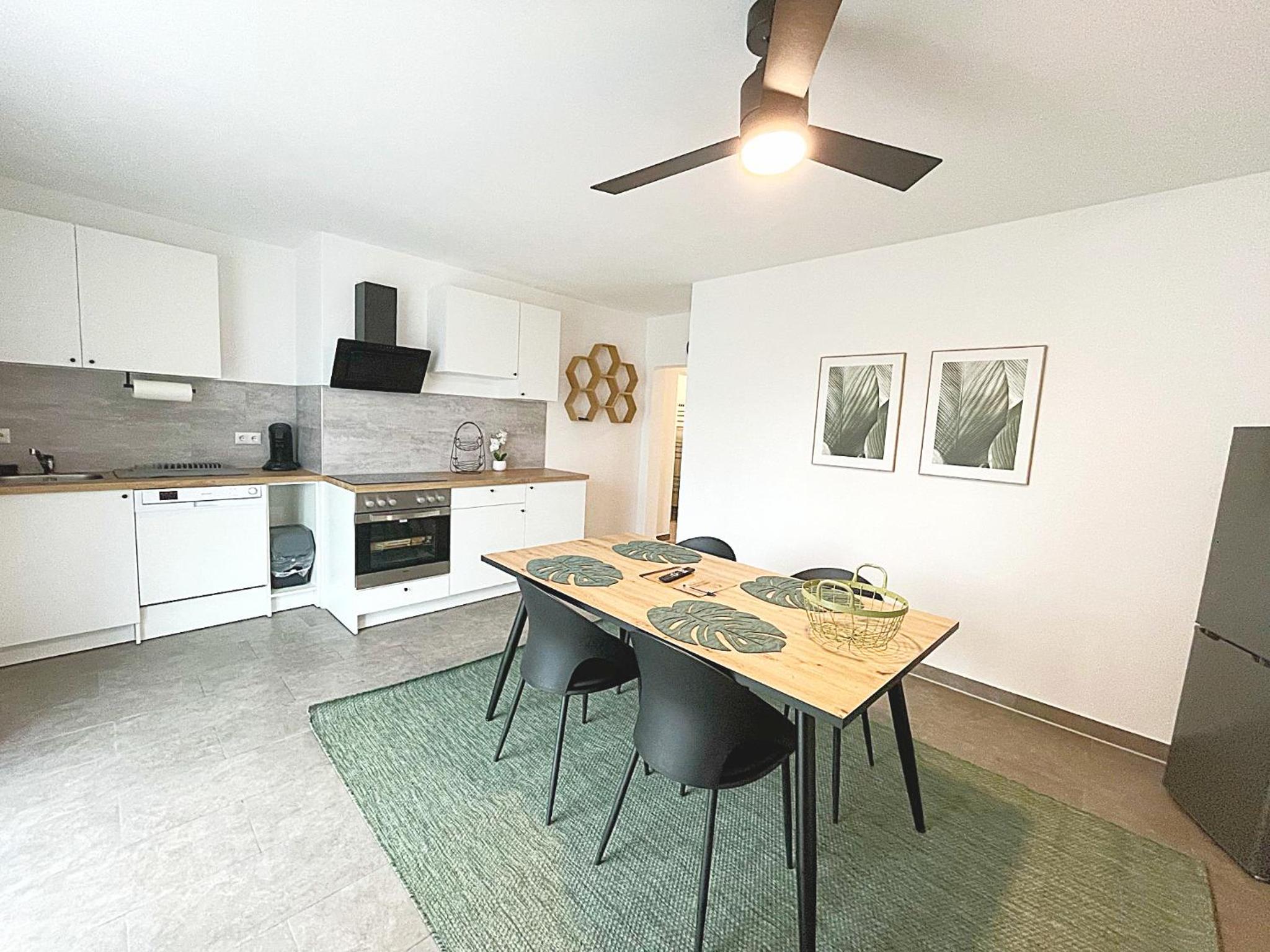 Two-Bedroom Apartment - Photo 16
