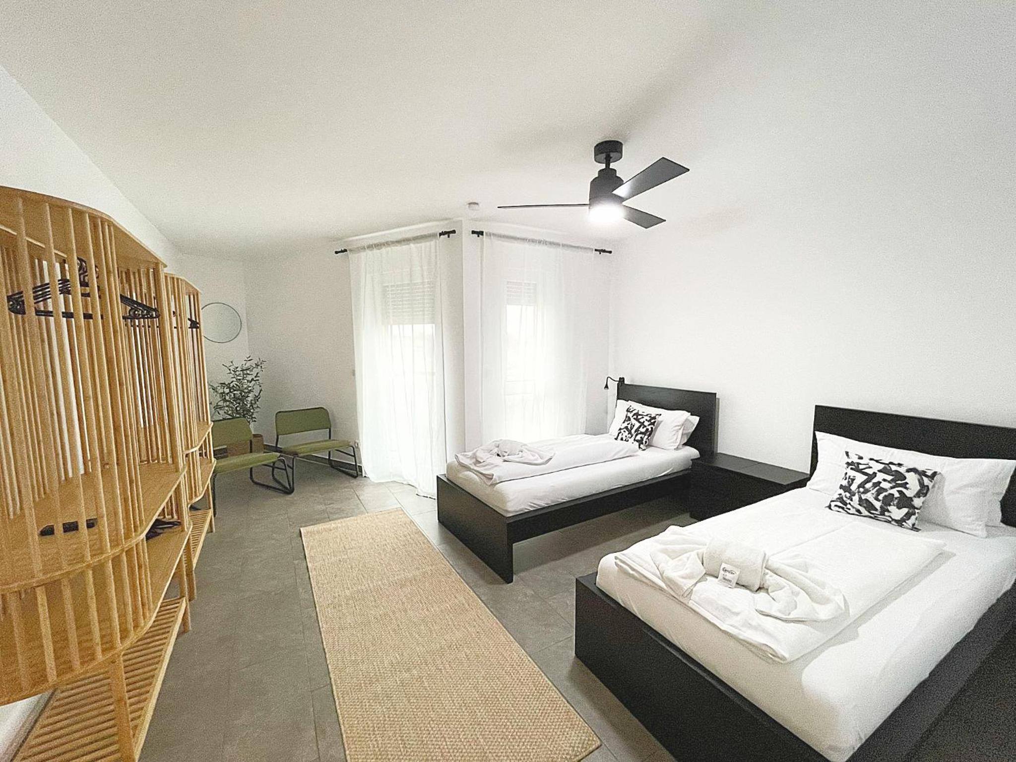 Two-Bedroom Apartment - Photo 20