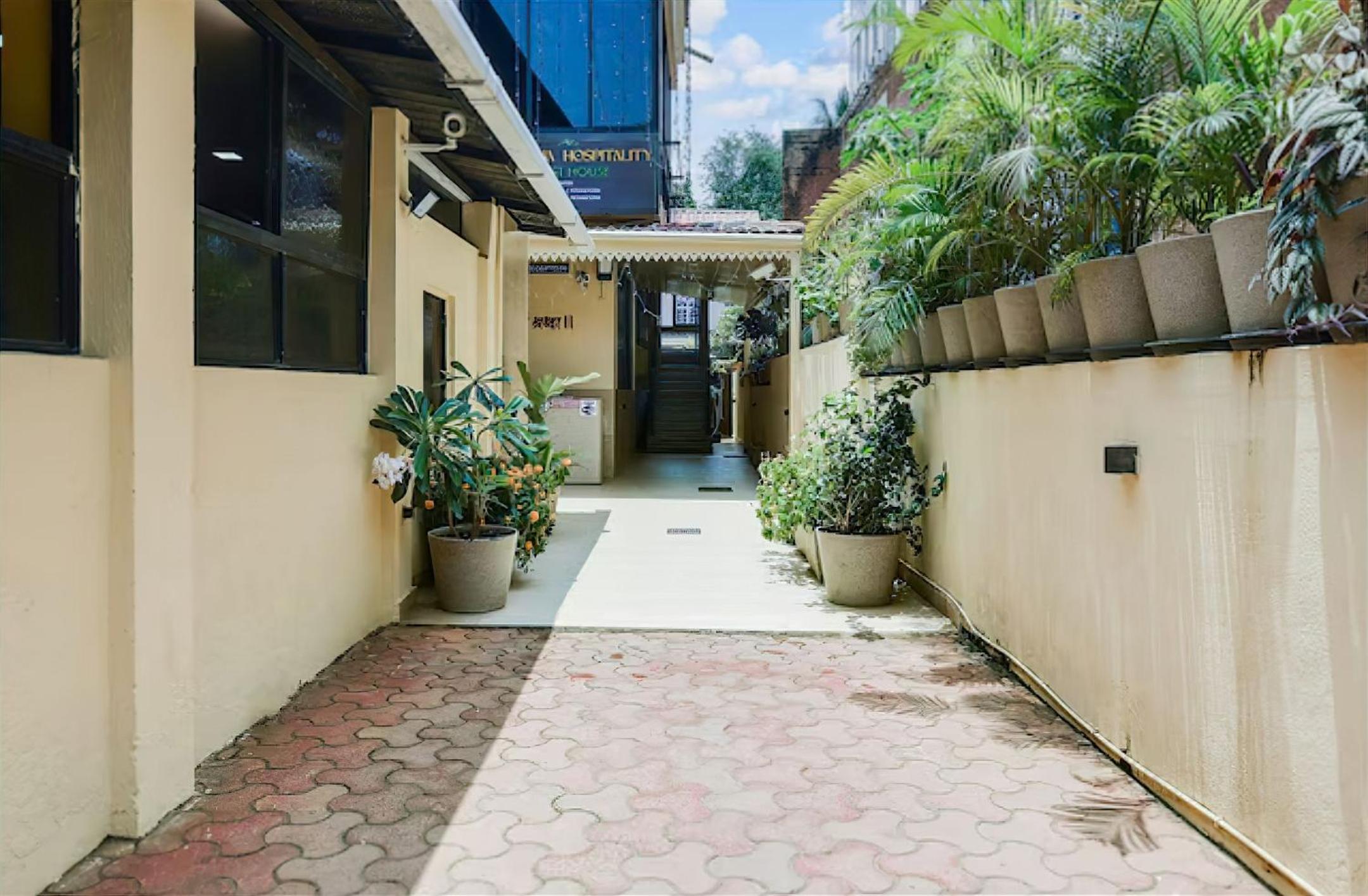 Apartment - Ground Floor photo 3