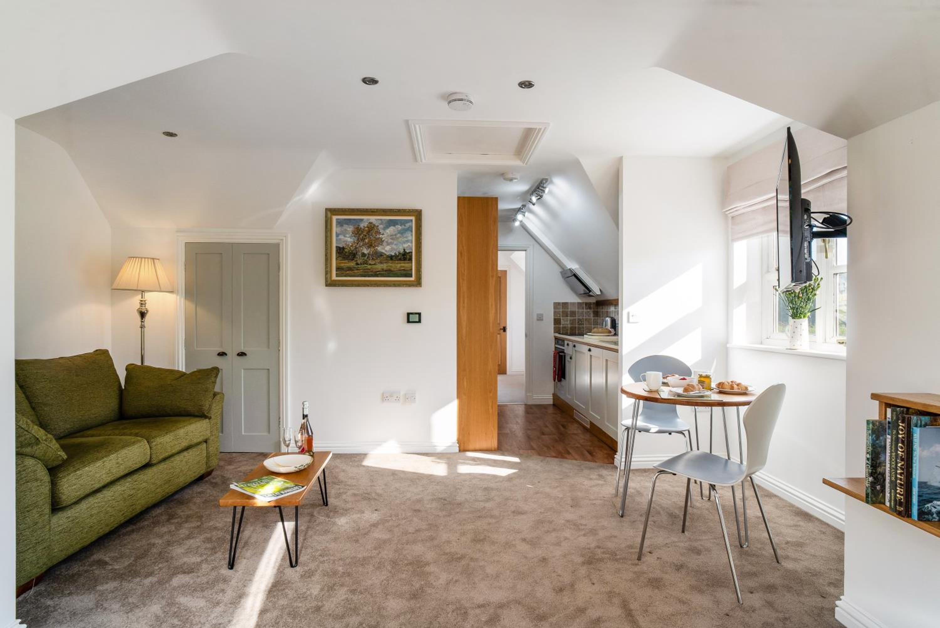 One-Bedroom House photo 1