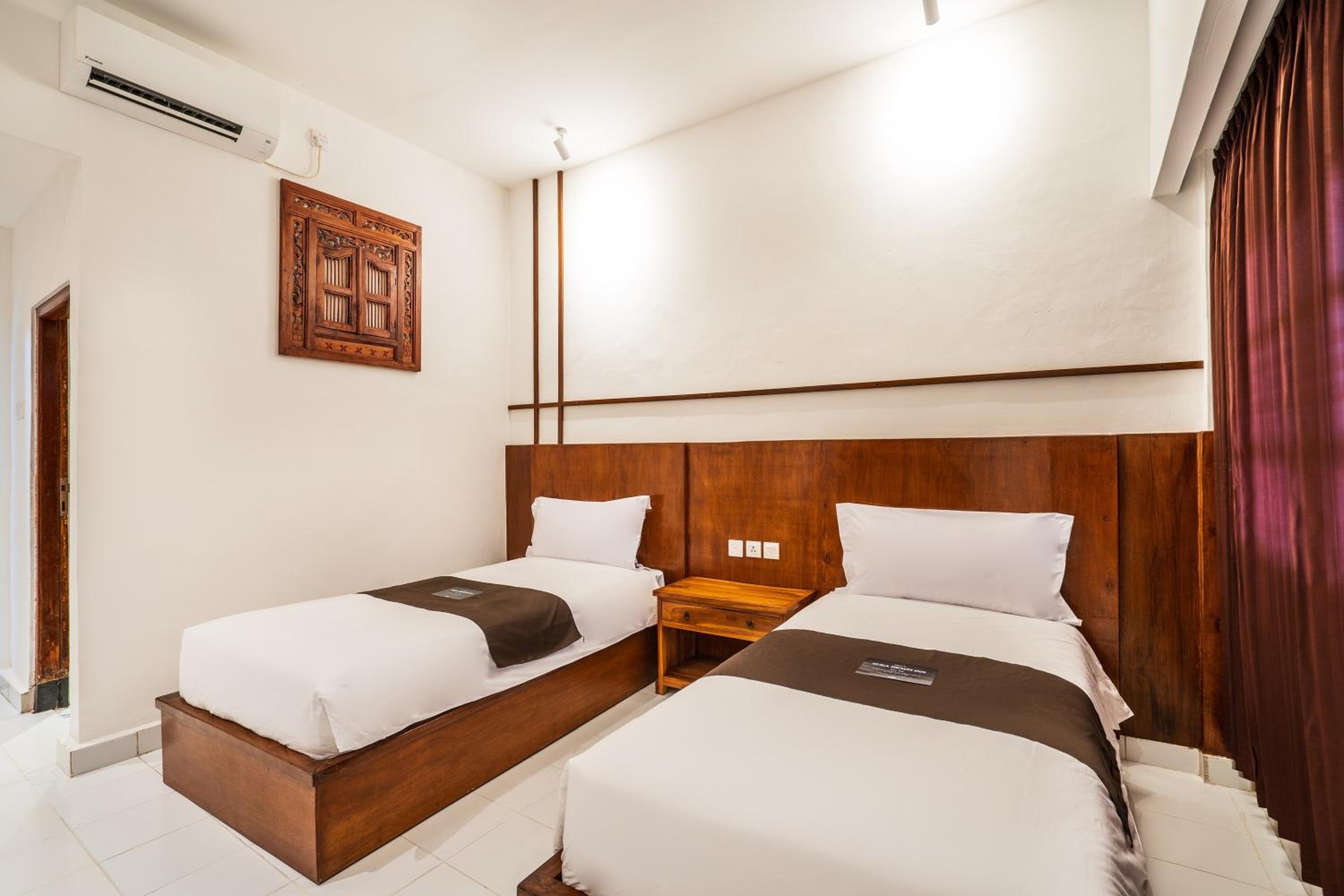 Standard Twin Room photo 2