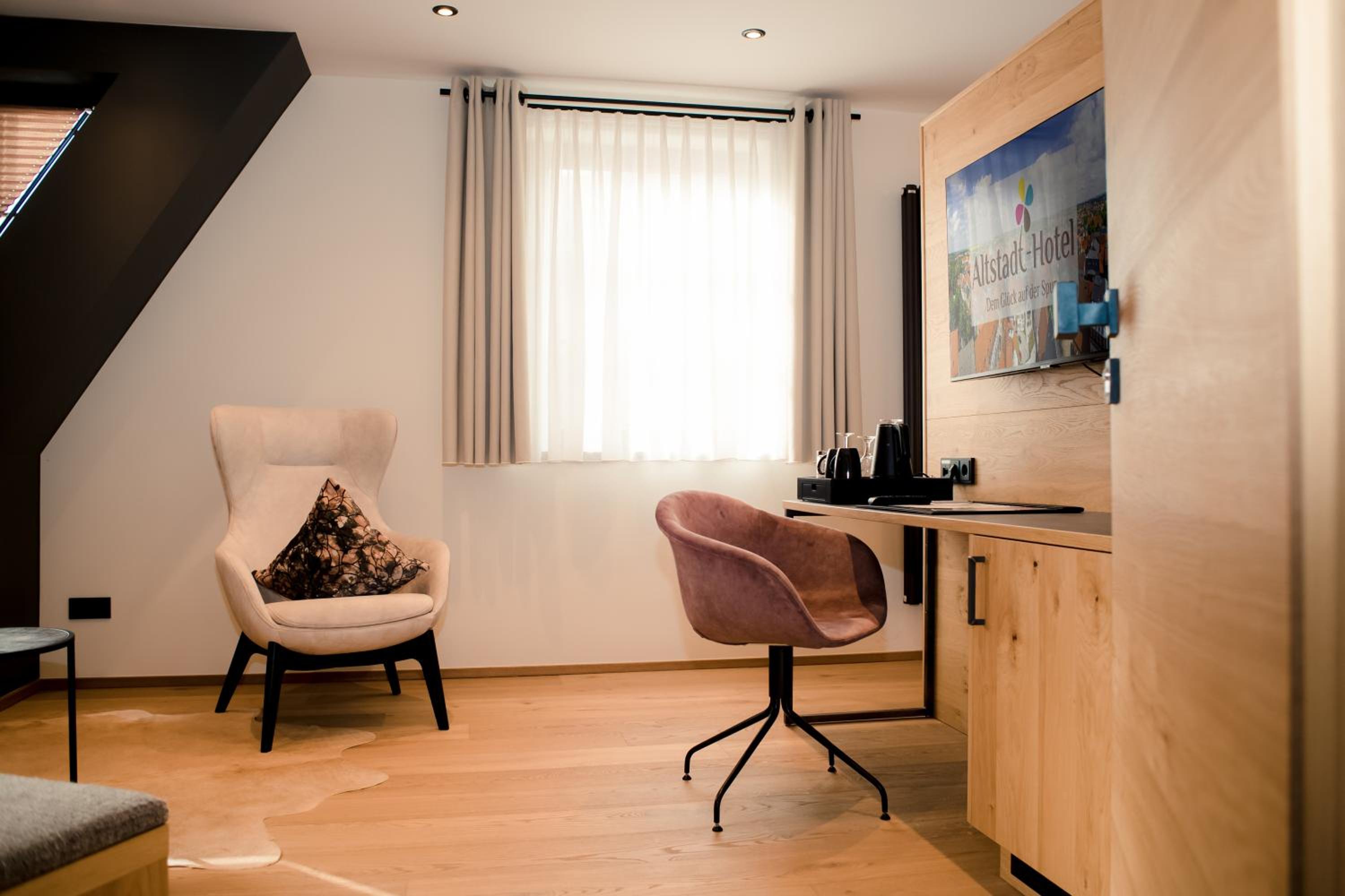 Junior Suite - Photo 1