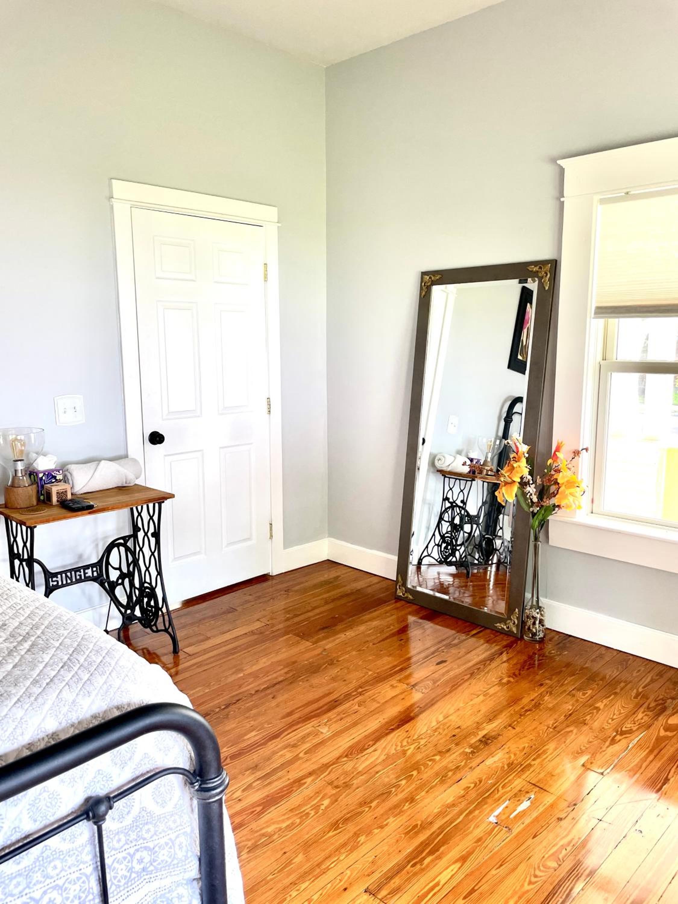 Double Room with Shared Bathroom