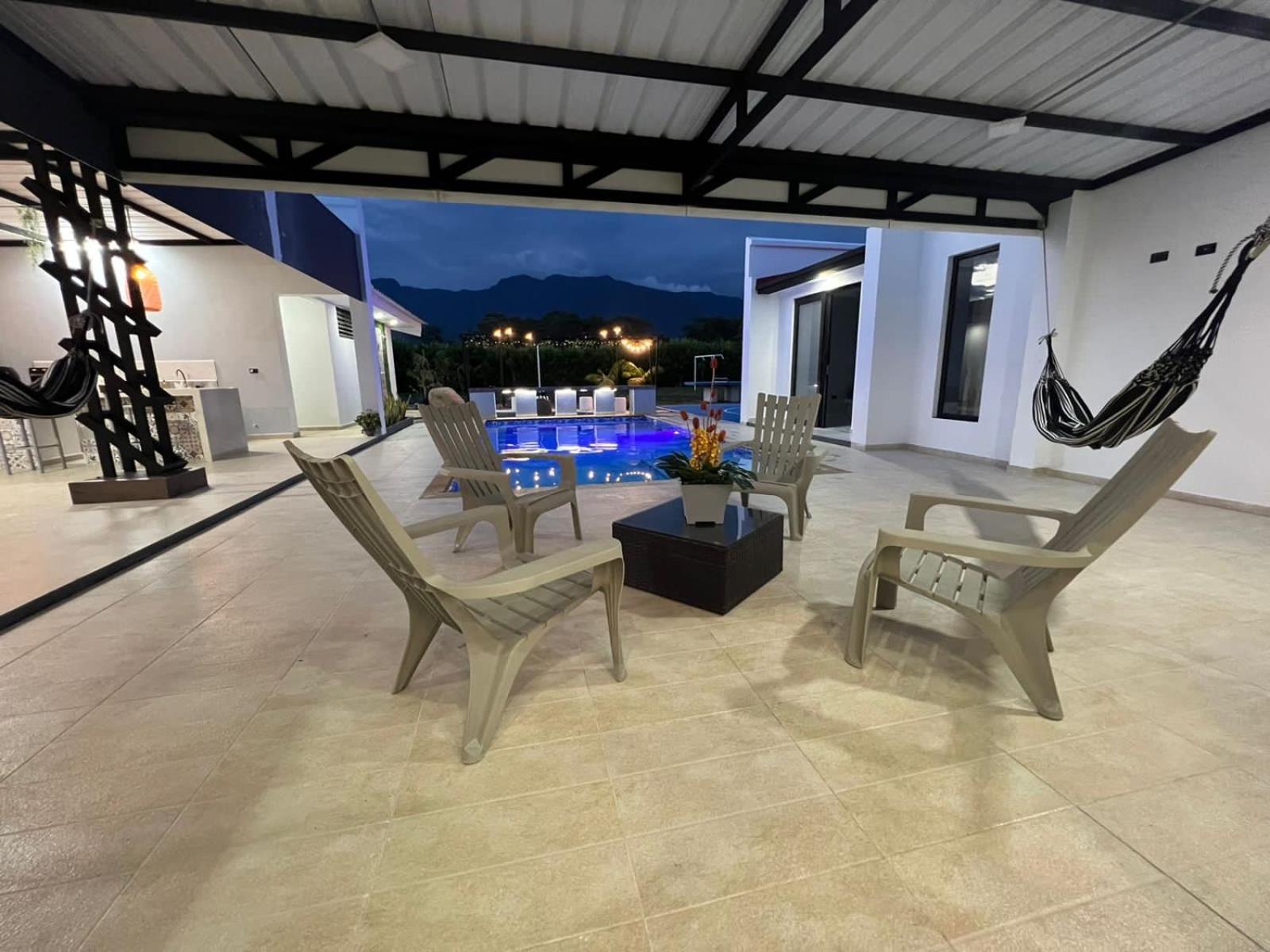 Three-Bedroom Villa photo 2