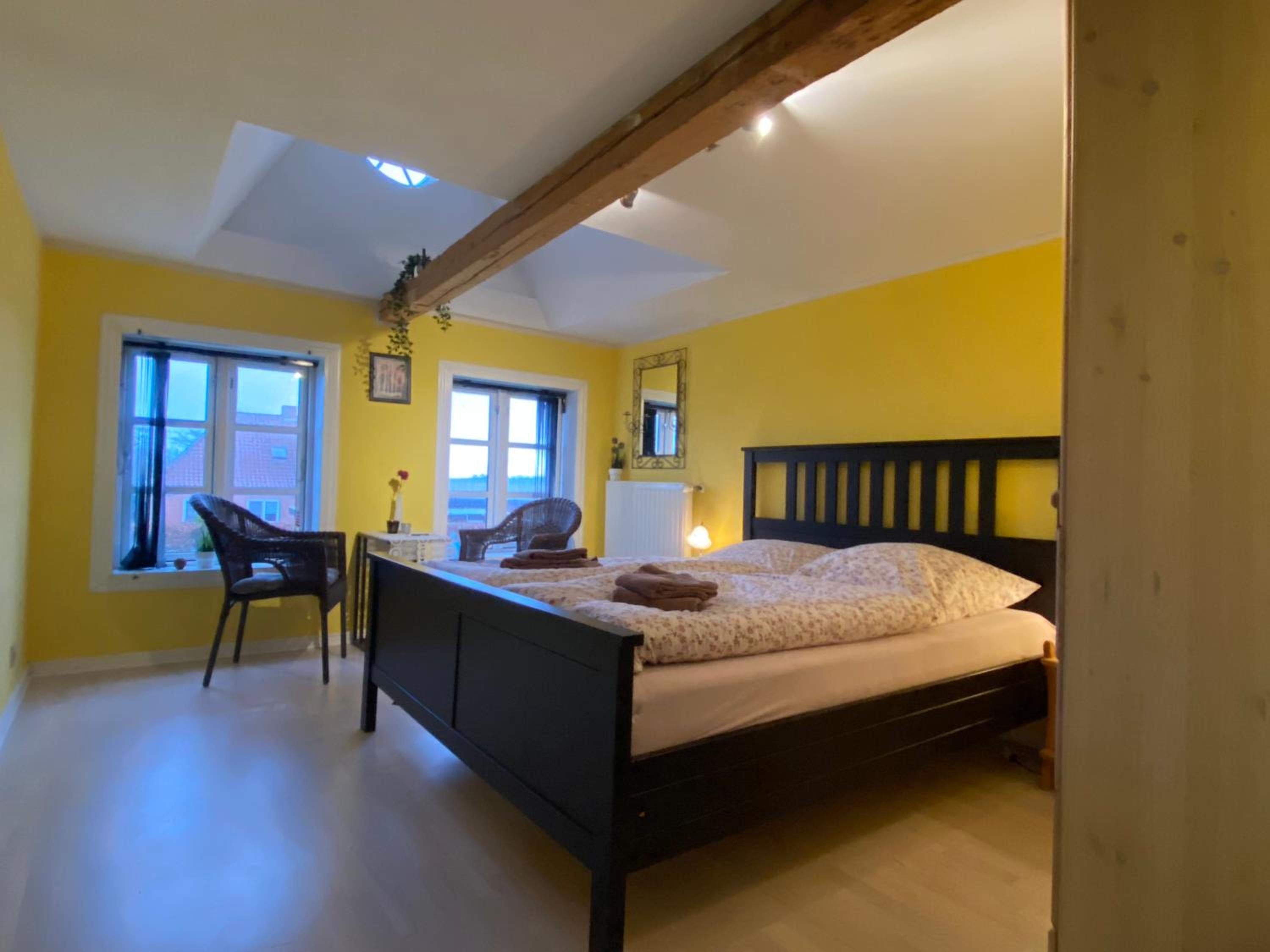 Double Room With Shared Bathroom photo 1