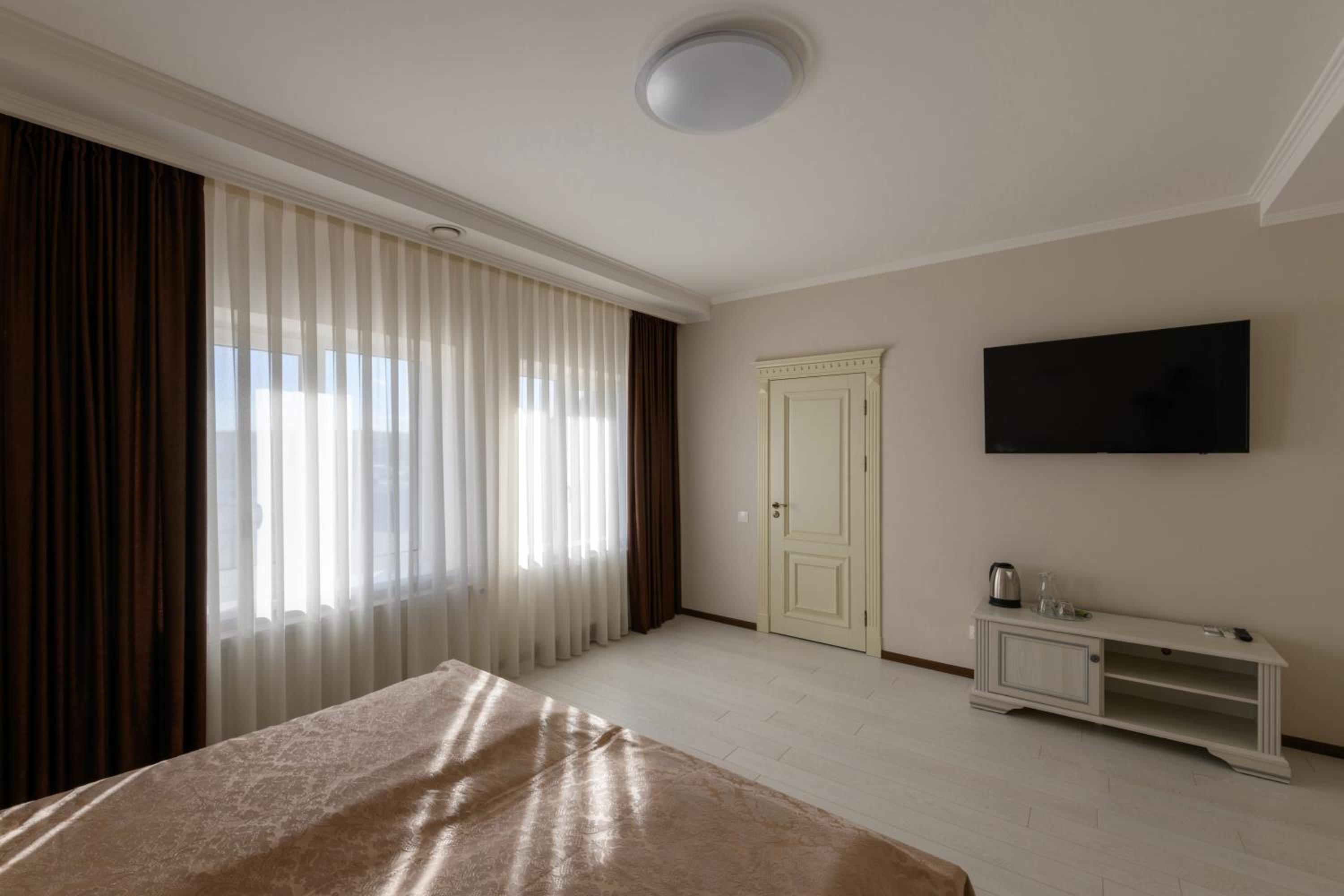 Large Twin Room