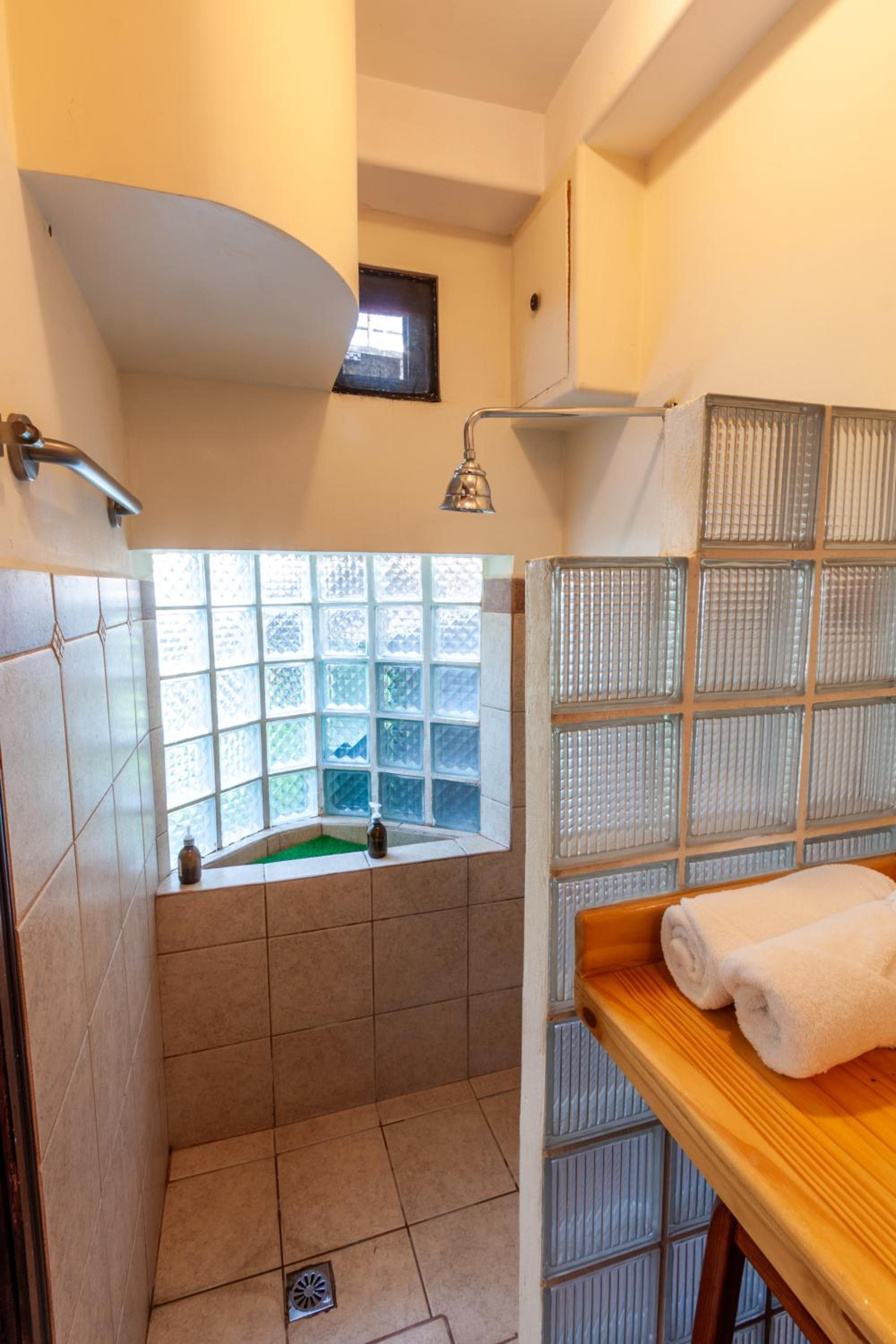 Economy Double or Twin Room photo 2