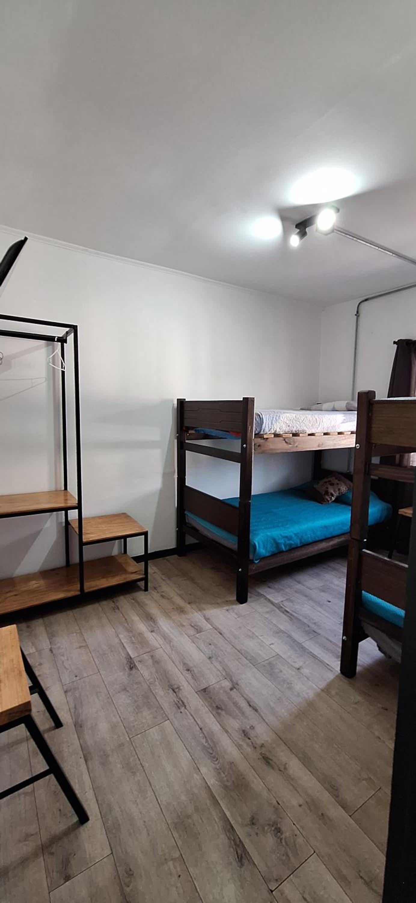 Economy Quadruple Room photo 3