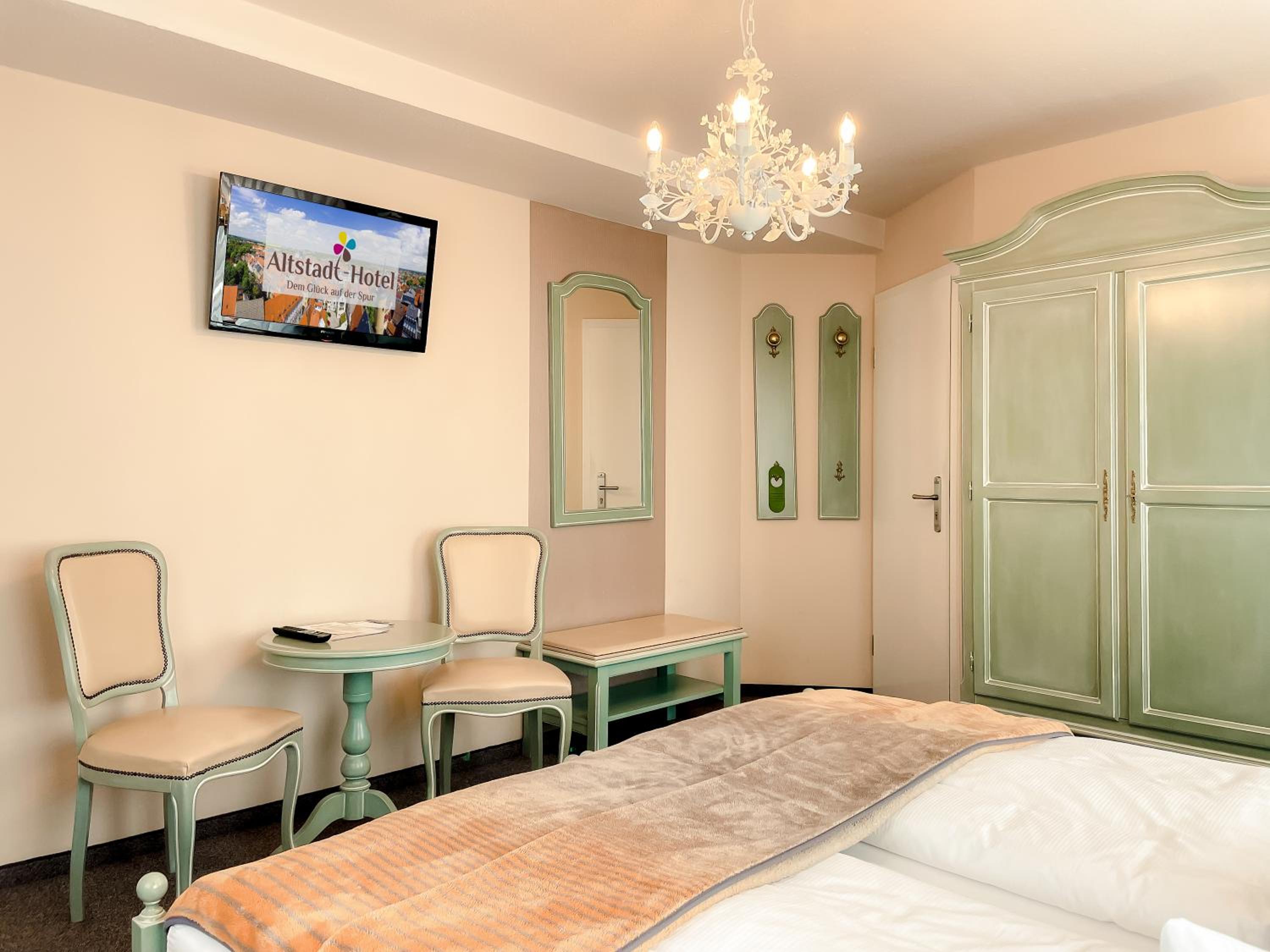 Double Room - Photo 19