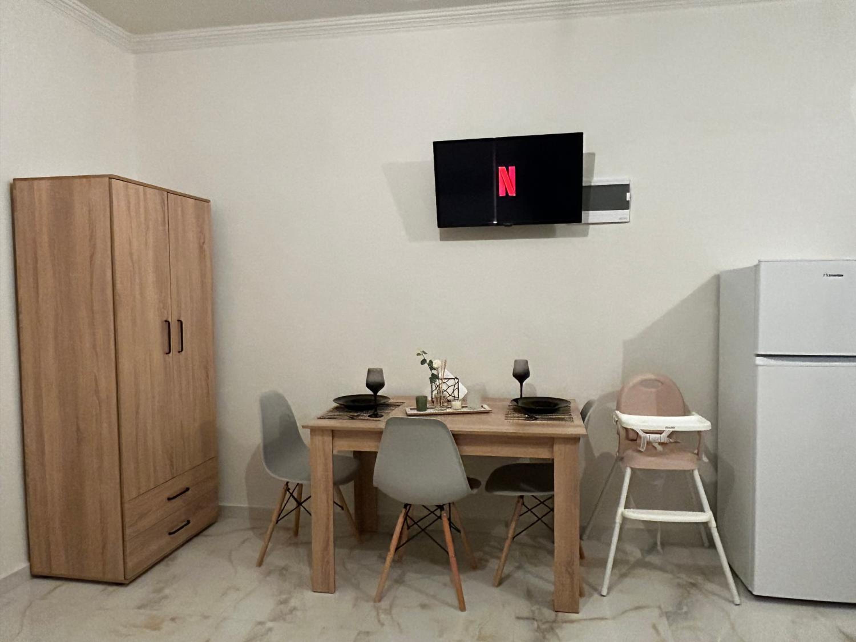 One-Bedroom House photo 2