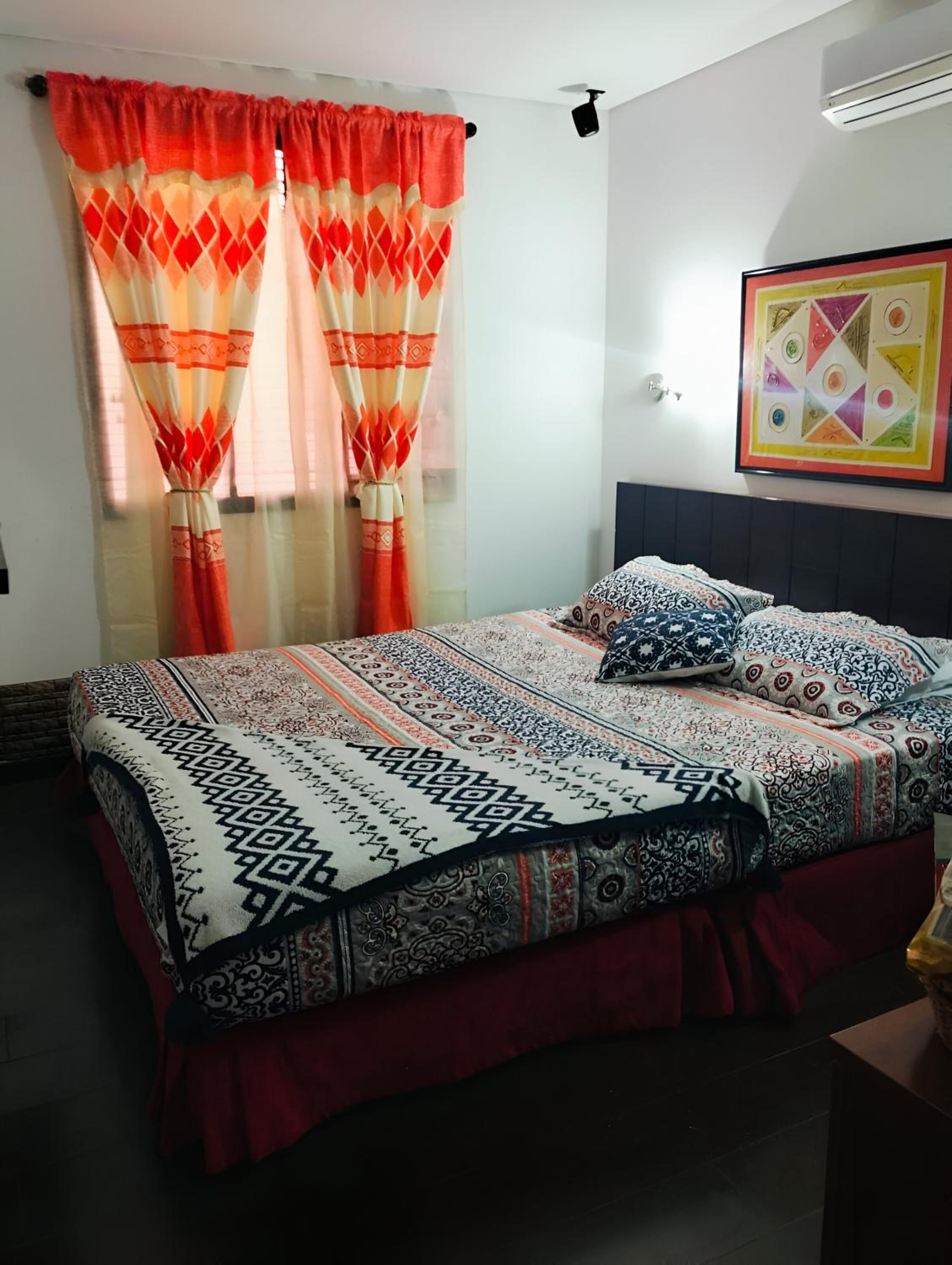 Deluxe Double Room (2 Adults + 1 Child)